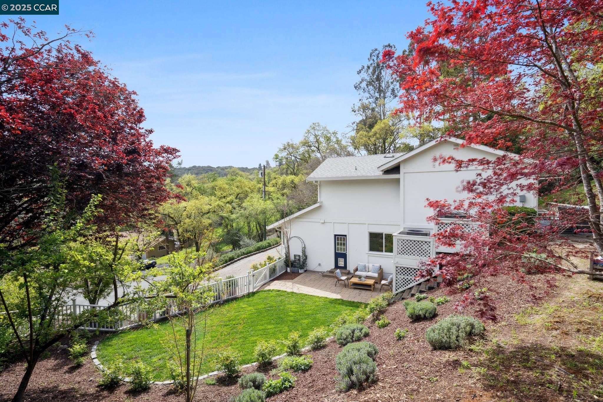 3555 Old Mountain View Dr