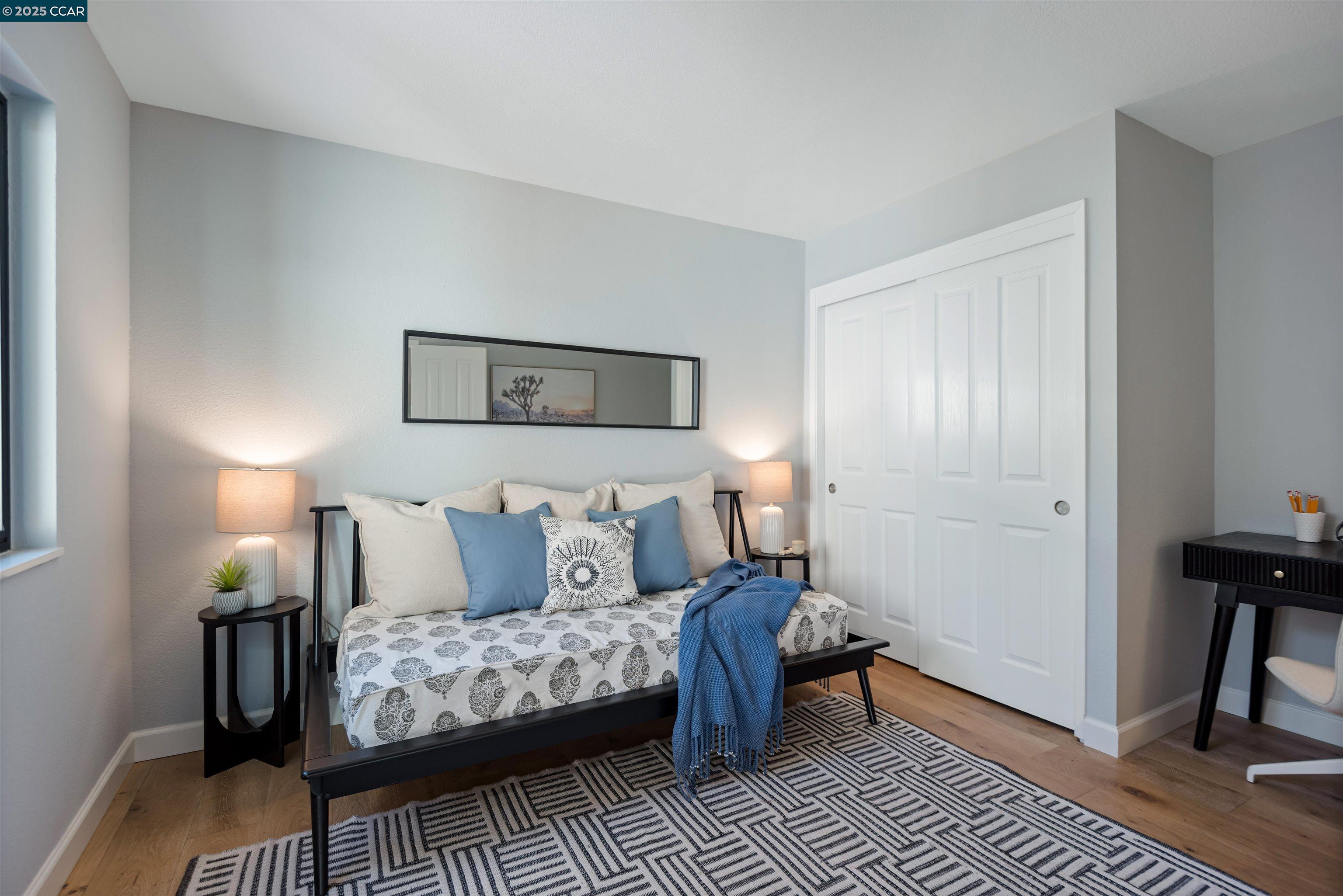 1541 Moraga way