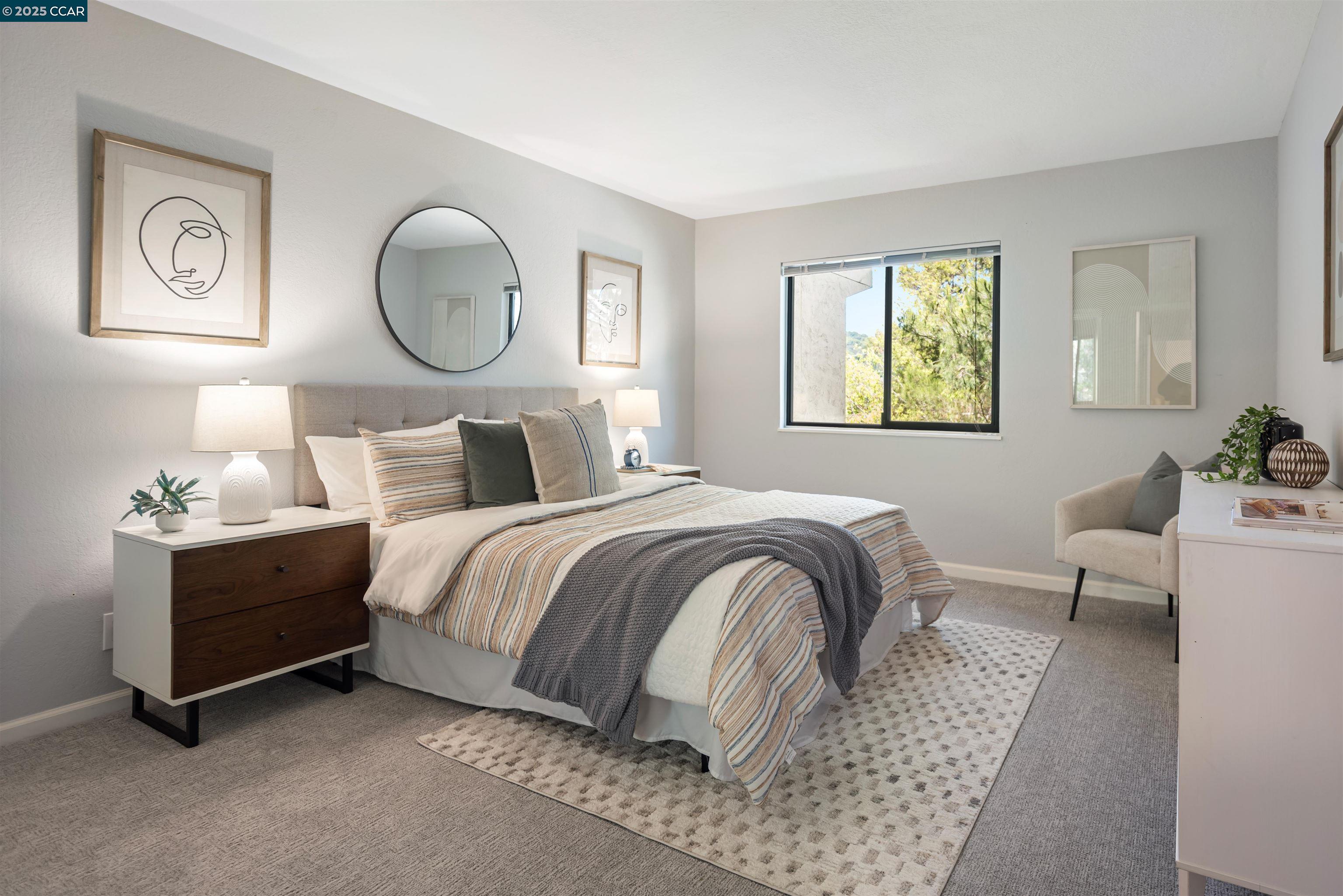 1541 Moraga way