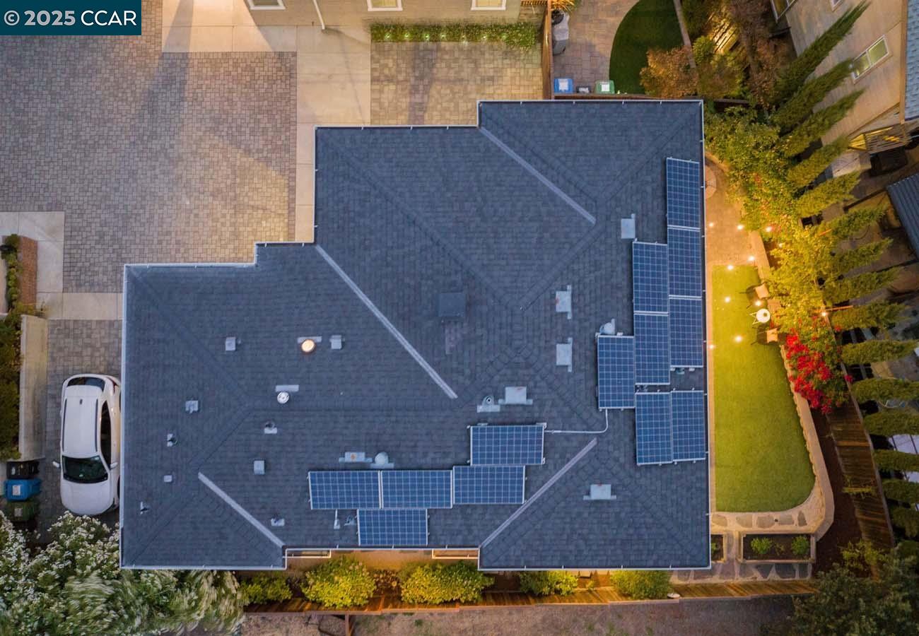 2166 Overlook Dr