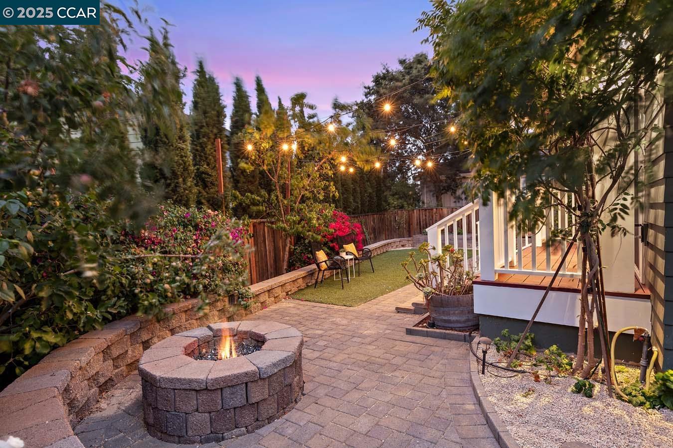 2166 Overlook Dr