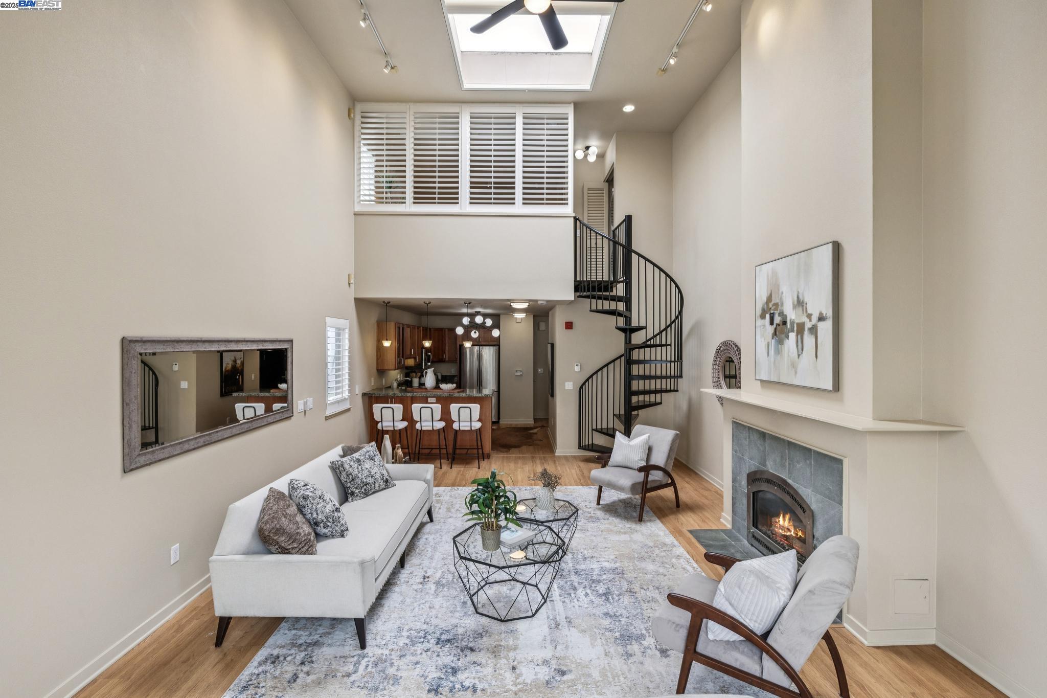 950 Harrison # 223