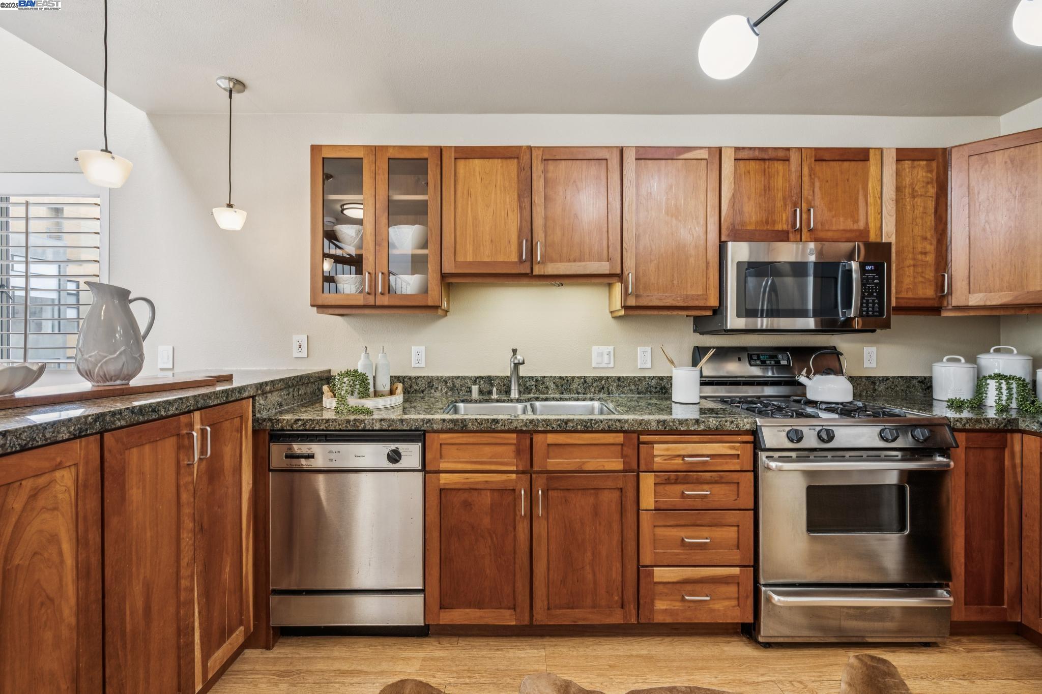 950 Harrison # 223