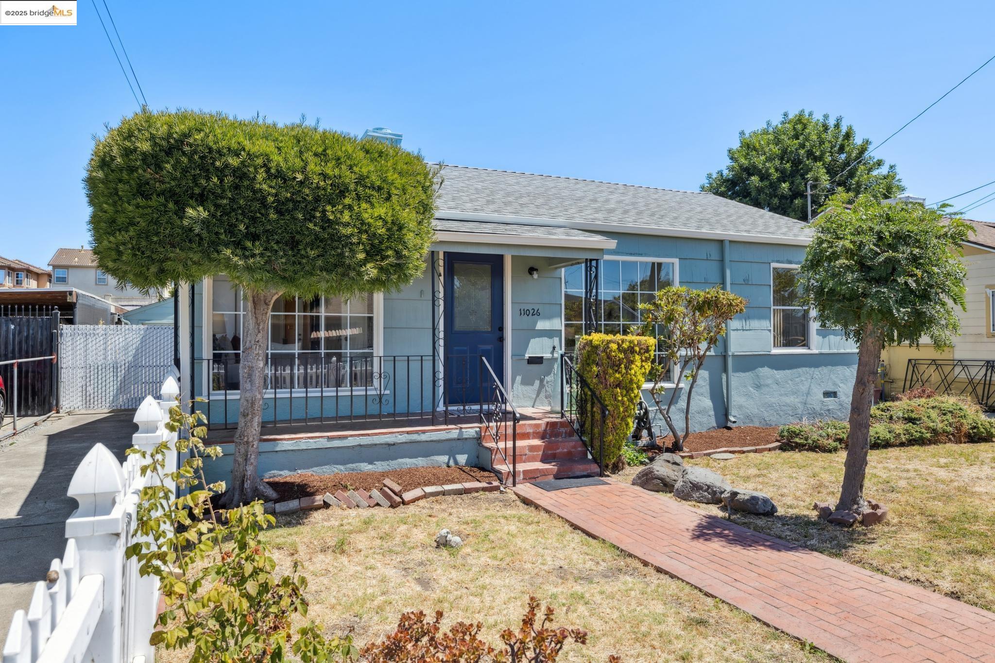11026 Robledo Dr, Oakland