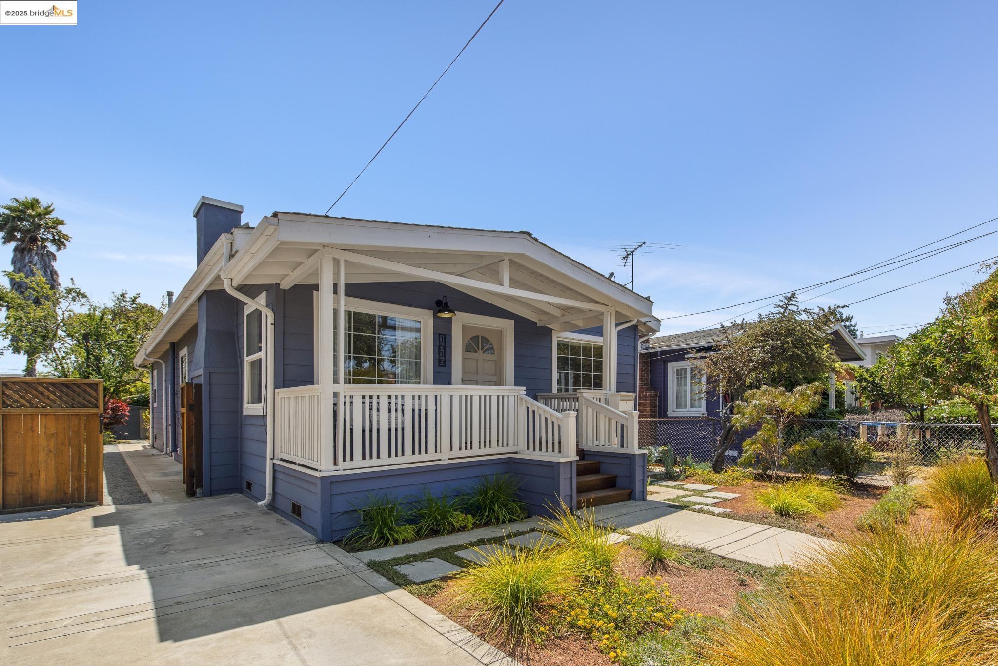 1516 Parker St