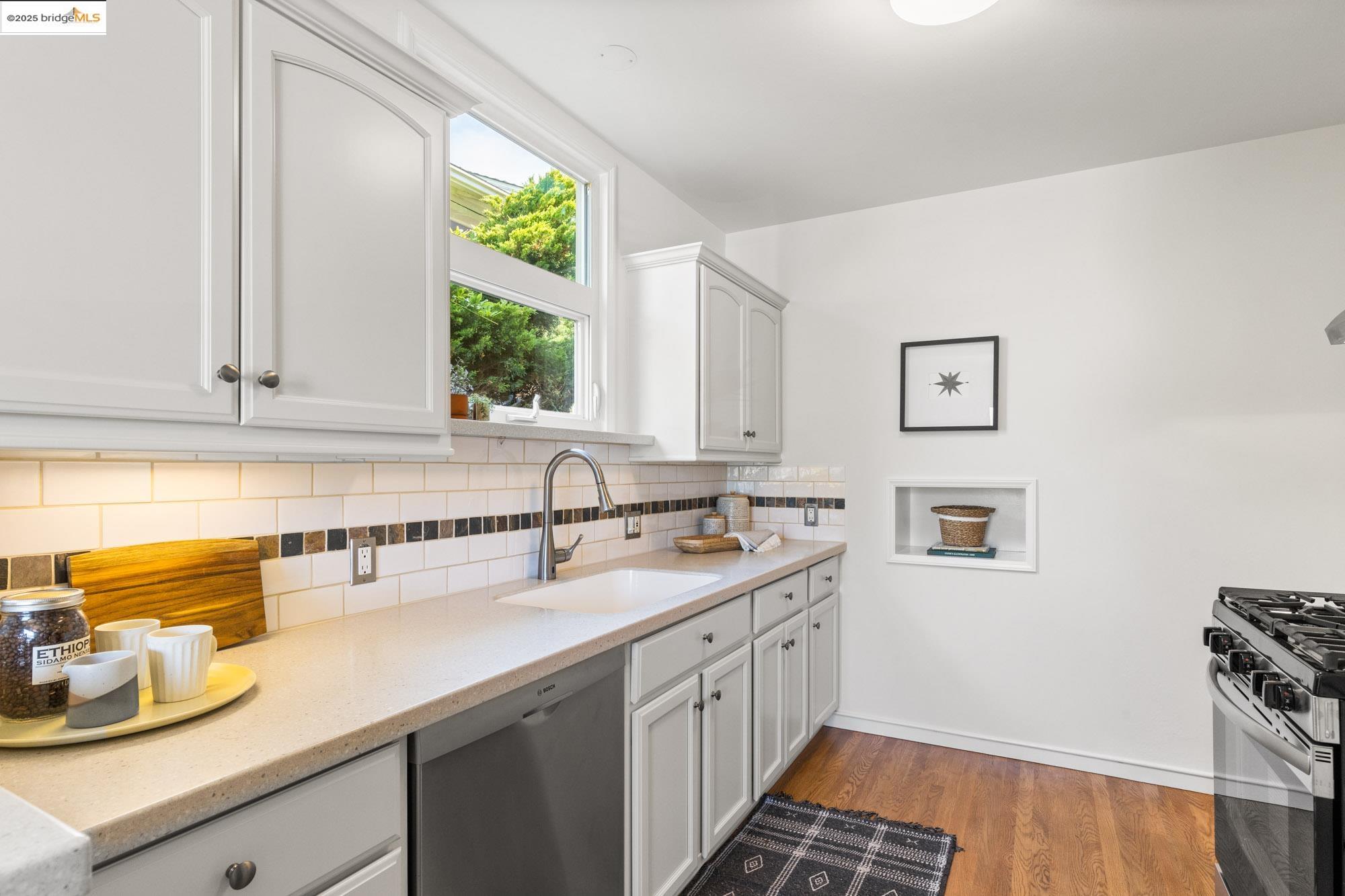 1420 Catherine Dr