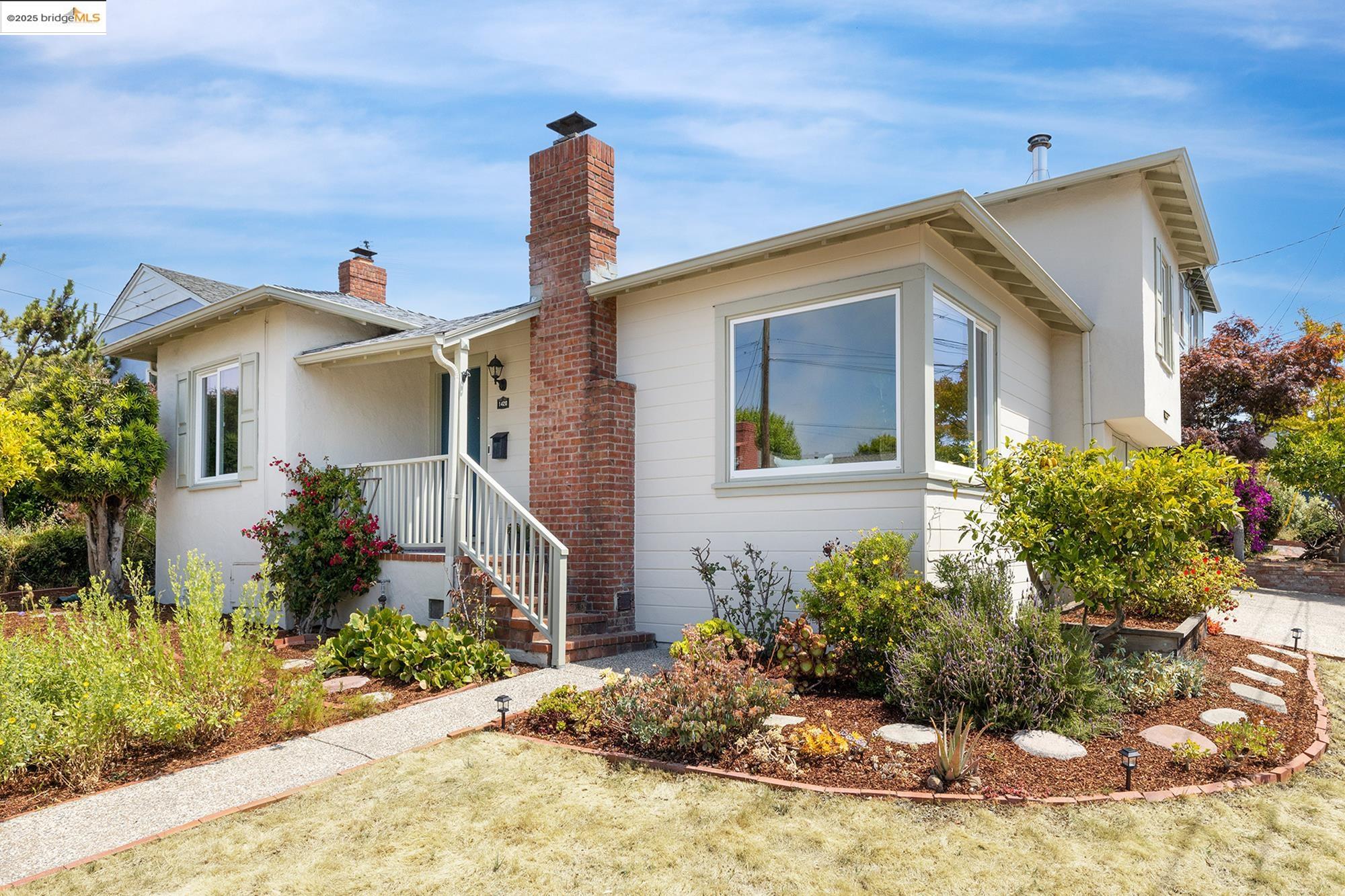 1420 Catherine Dr