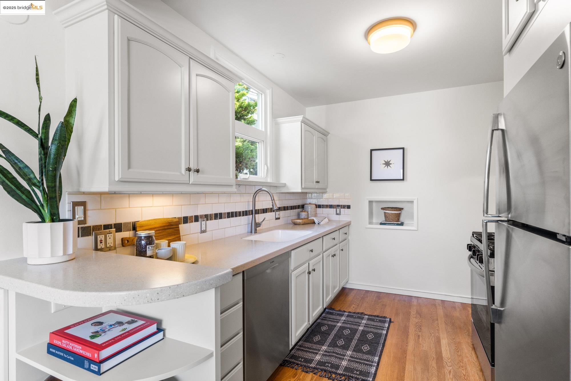1420 Catherine Dr