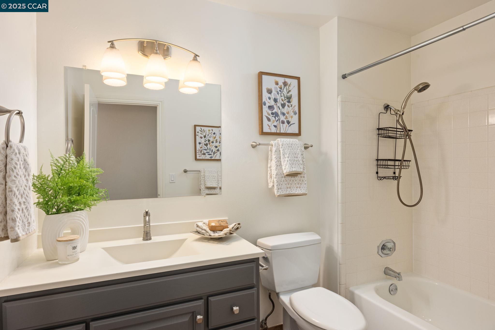 5059 Saint Patricia Ct