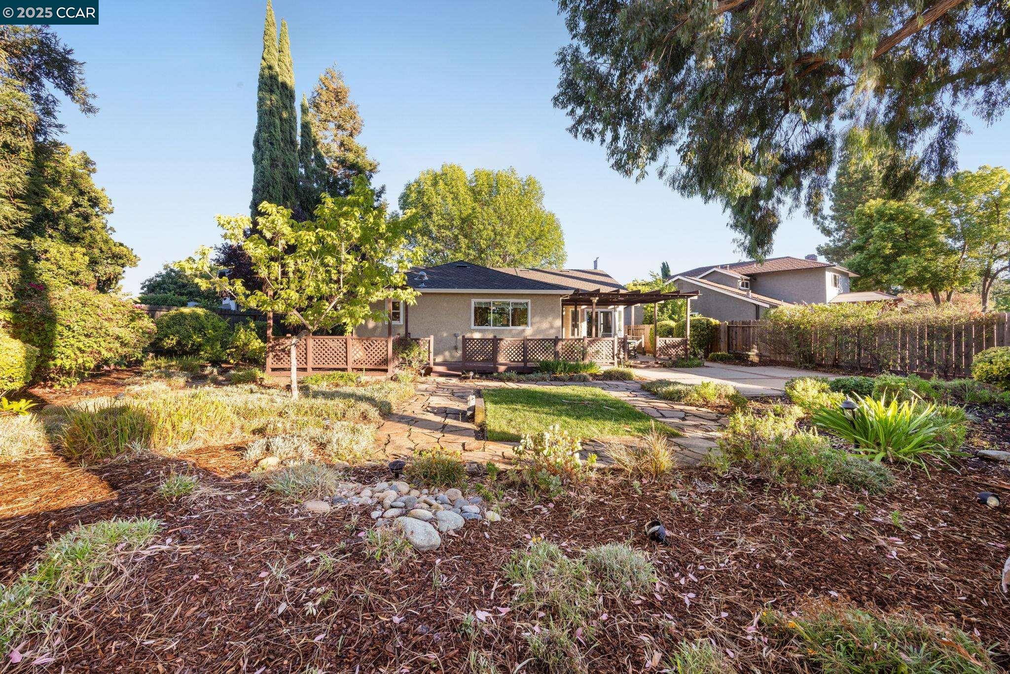 5059 Saint Patricia Ct