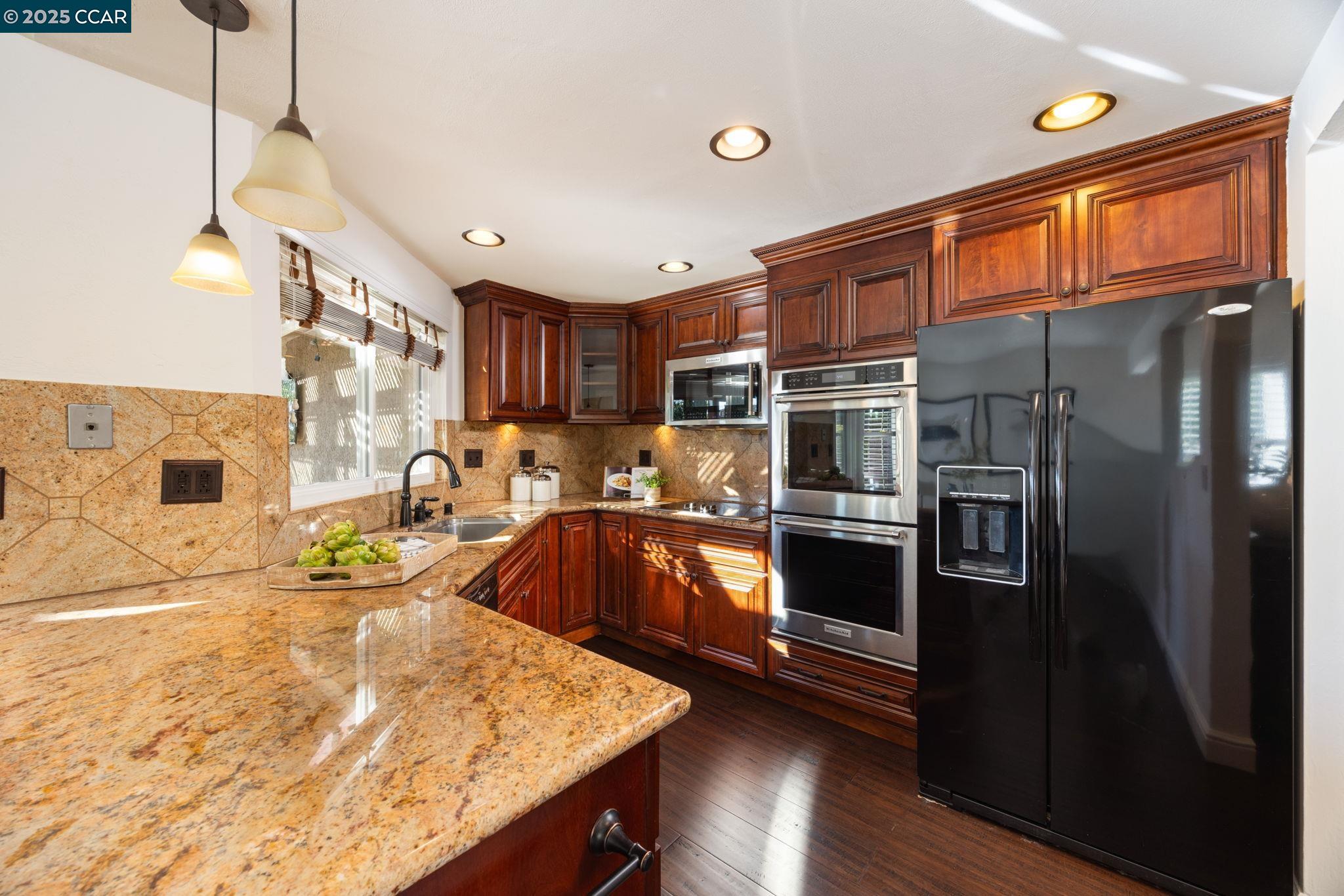 5059 Saint Patricia Ct