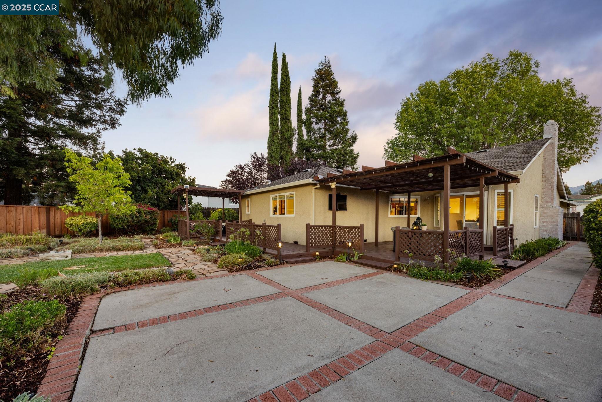 5059 Saint Patricia Ct