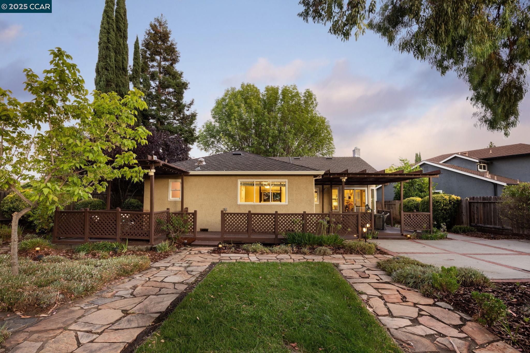 5059 Saint Patricia Ct