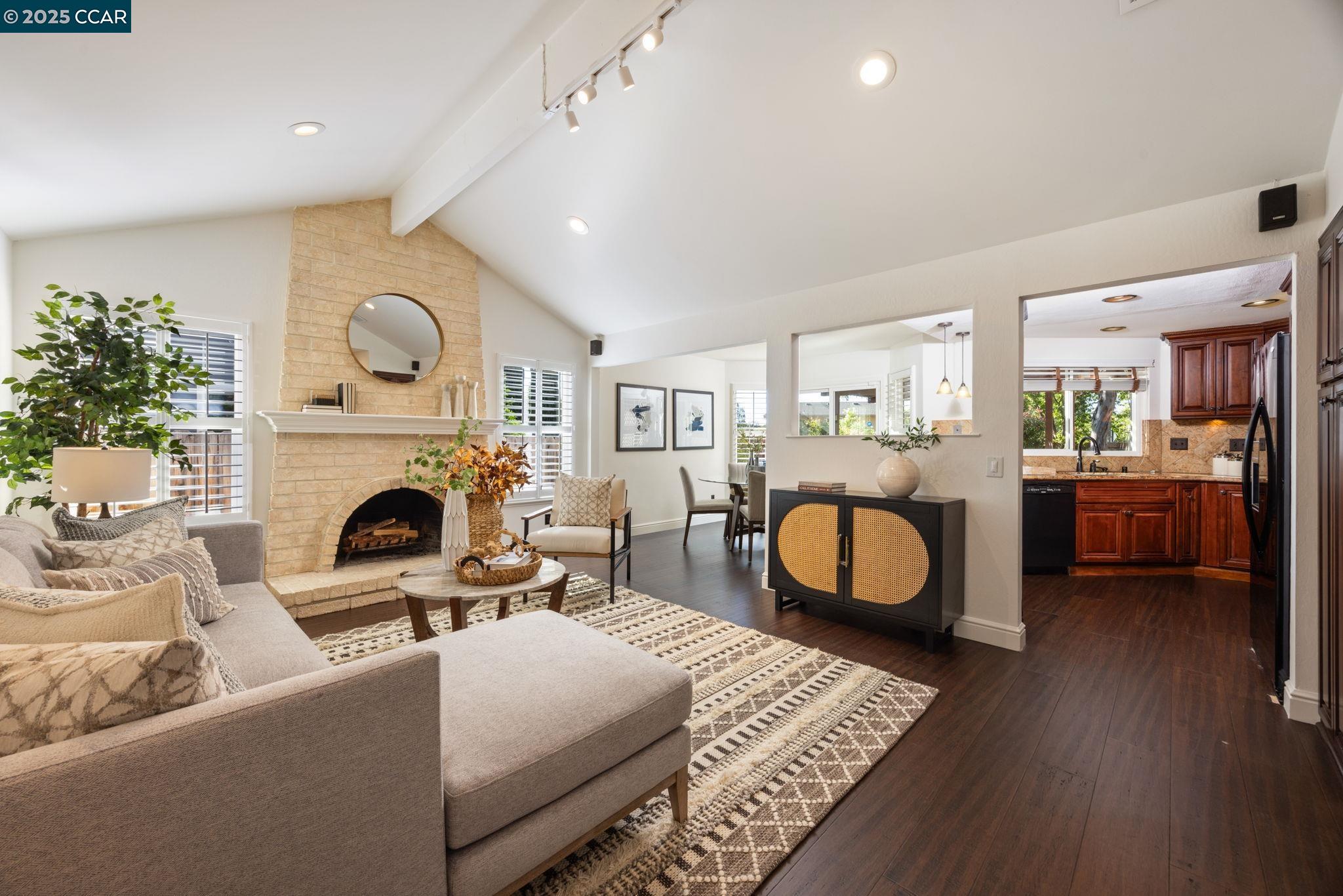 5059 Saint Patricia Ct