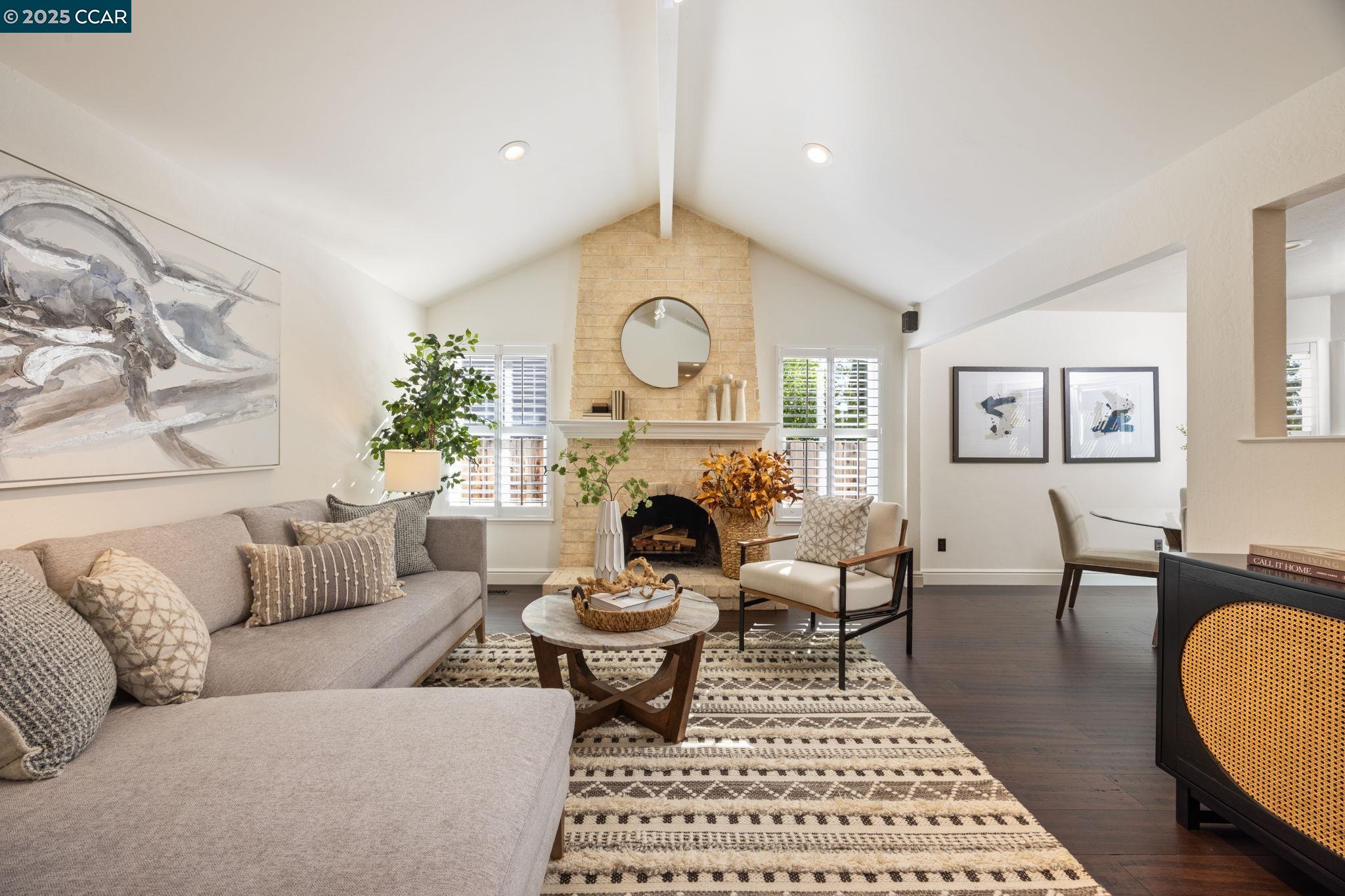 5059 Saint Patricia Ct