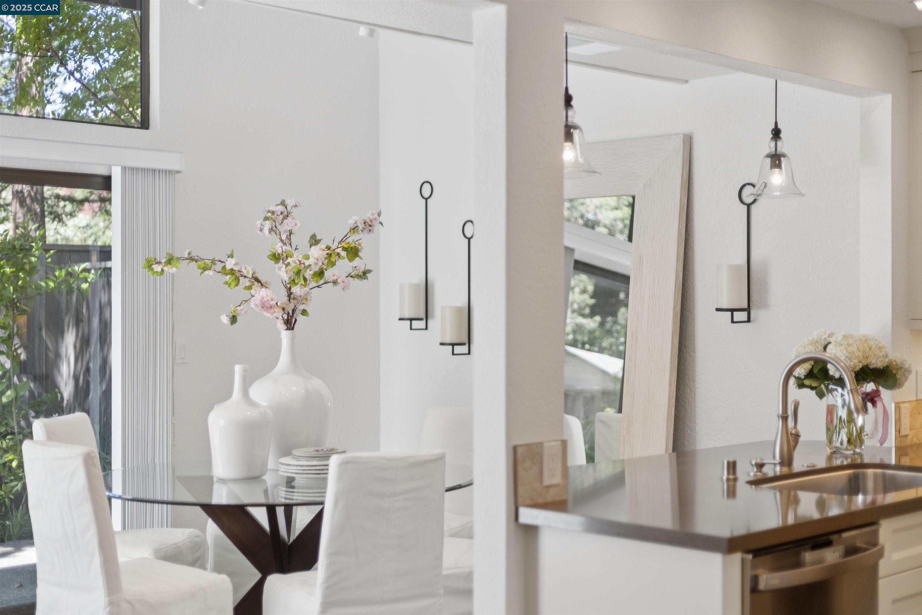 7 Songbird Ct