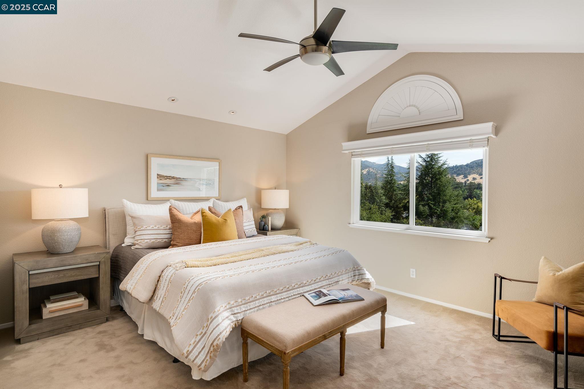 931 Arrowhead Ter