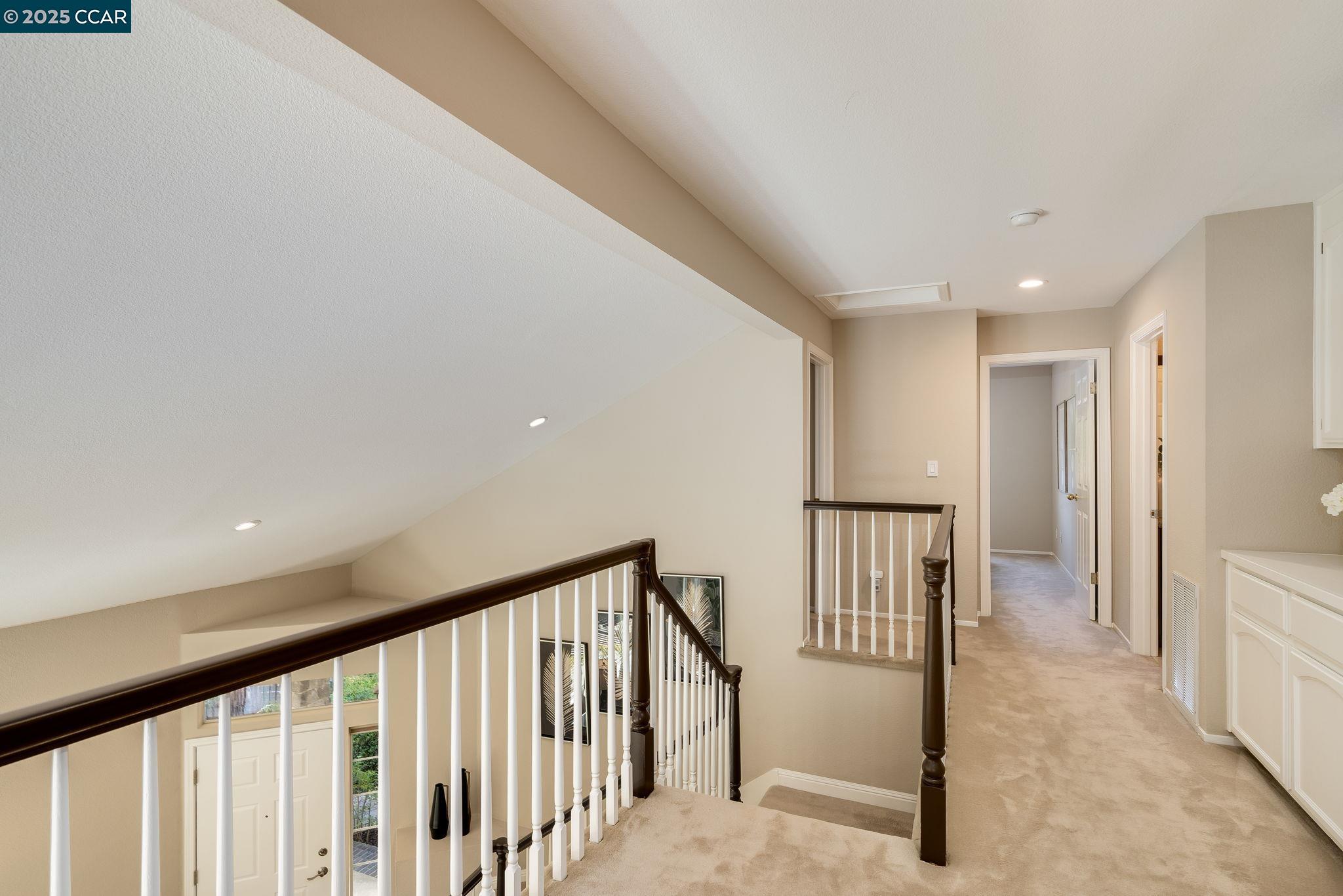 931 Arrowhead Ter