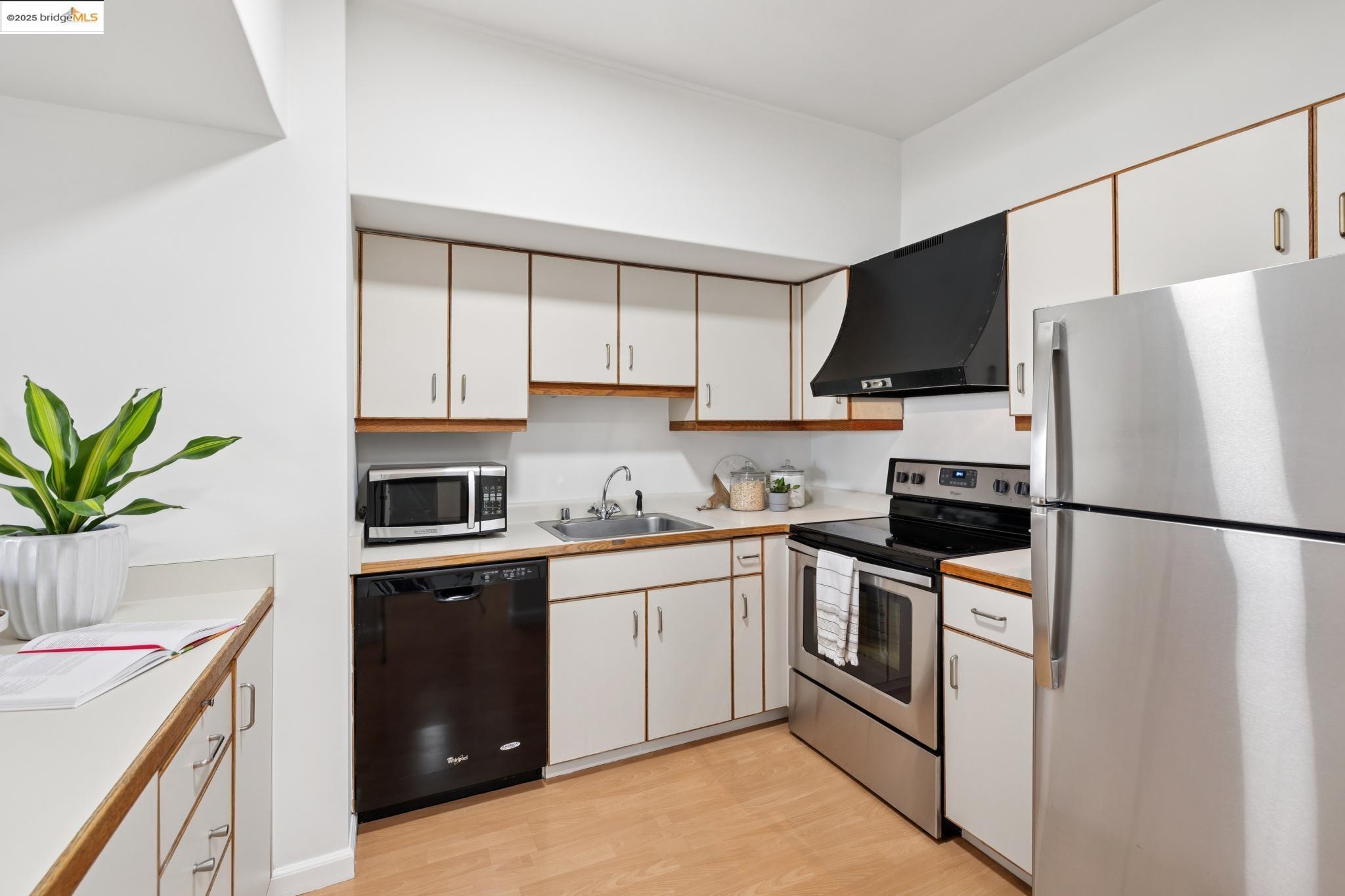 6363 Christie Avenue # 312