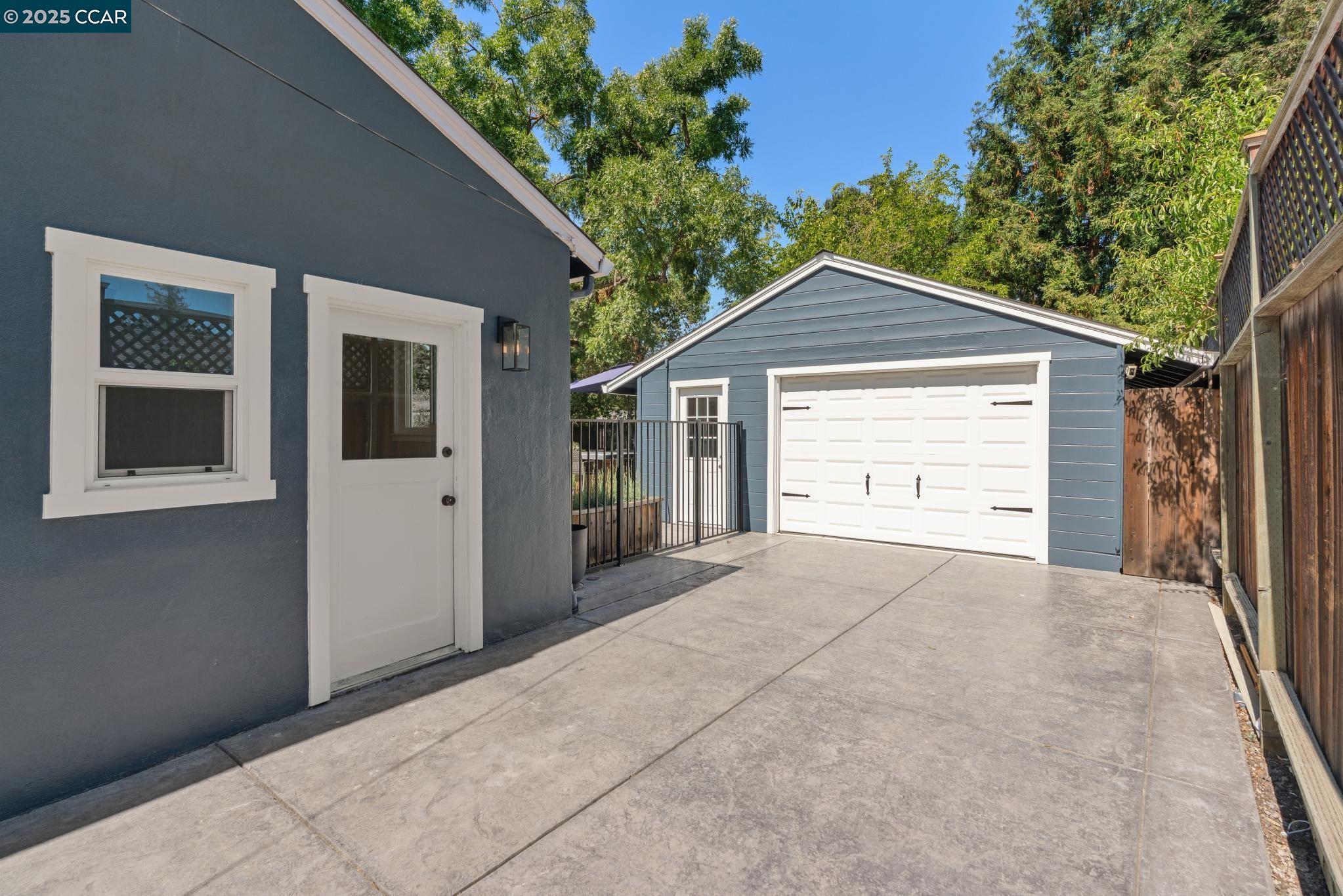 161 Maiden Lane