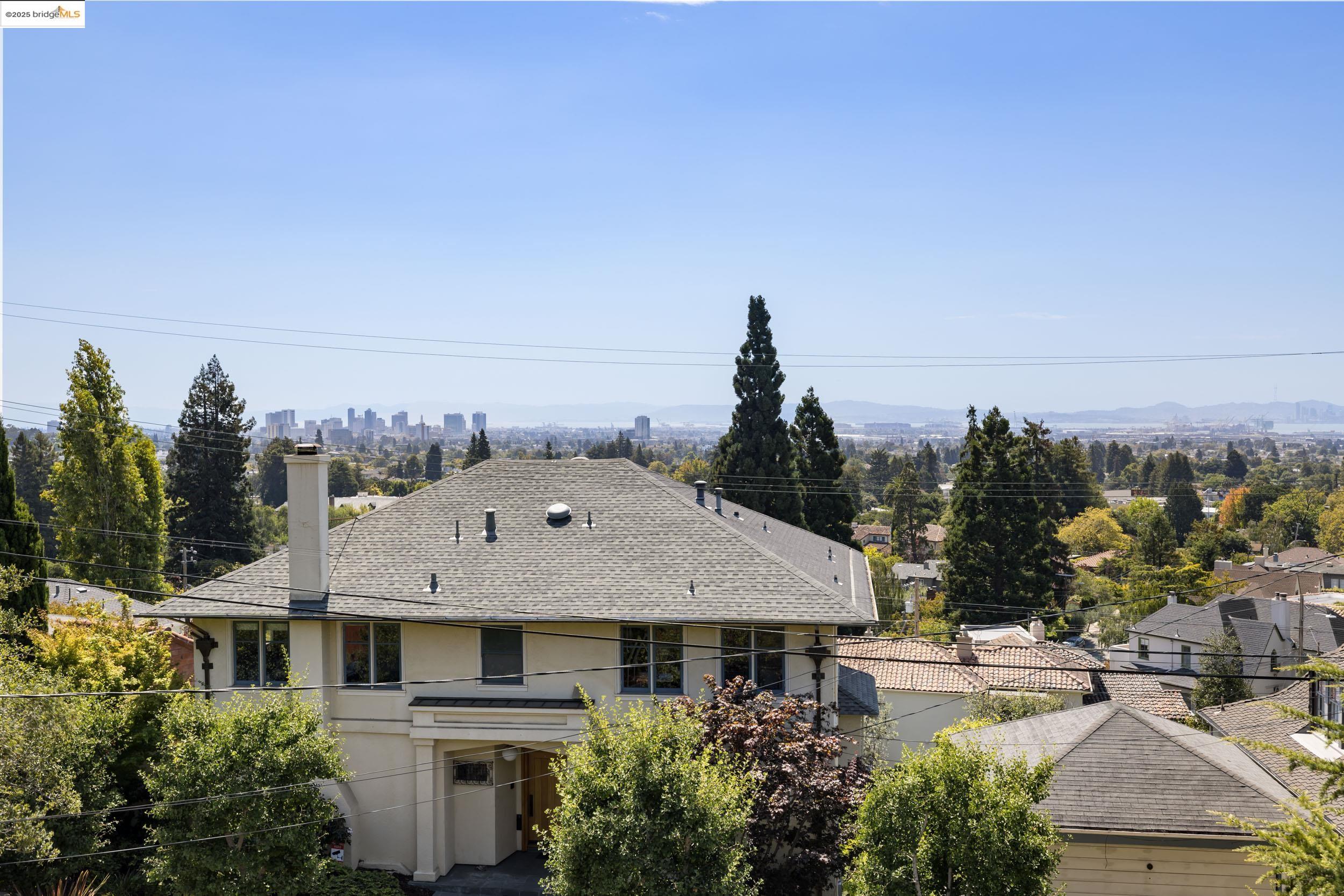 99 Eucalyptus Rd