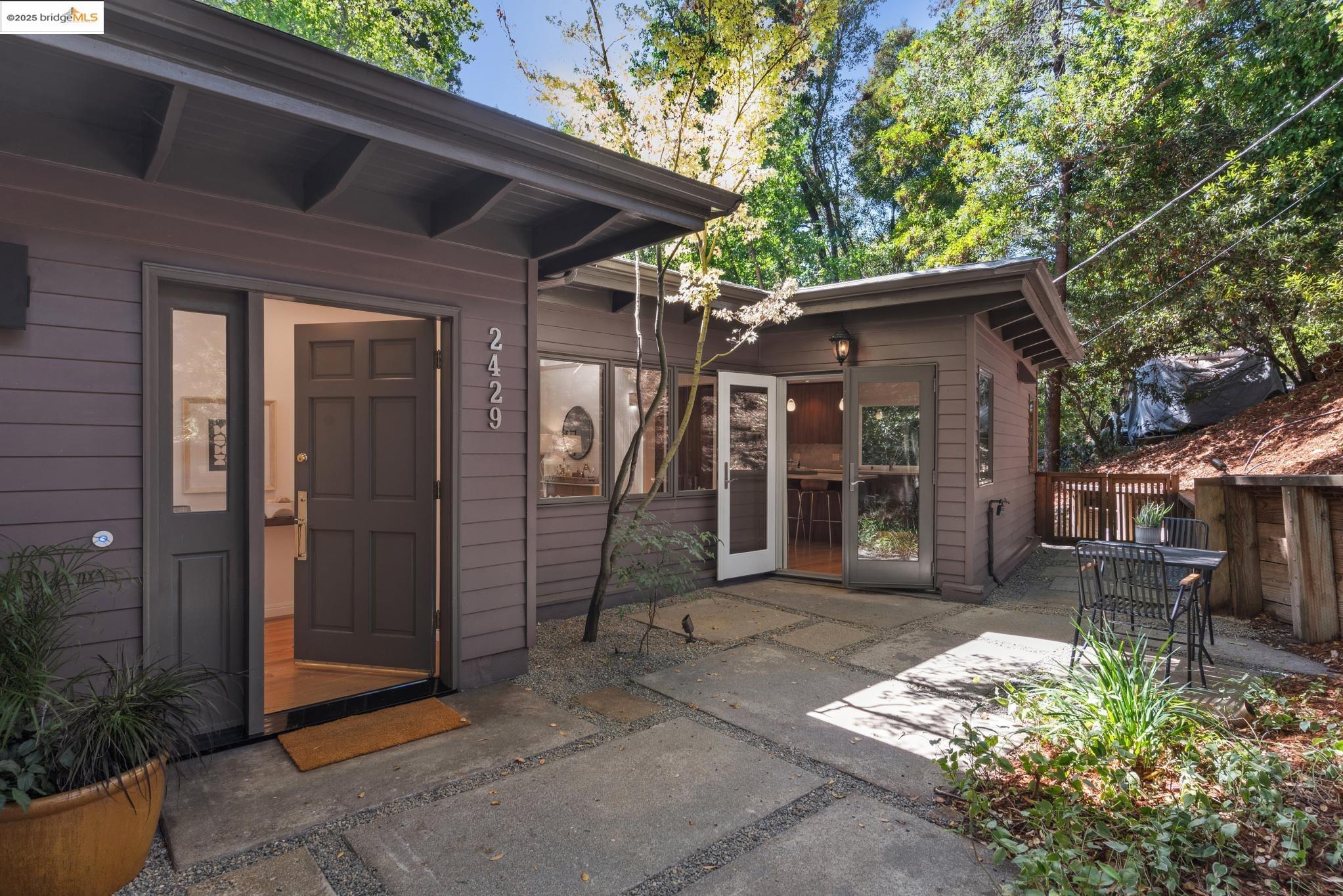 2429 Scout Rd