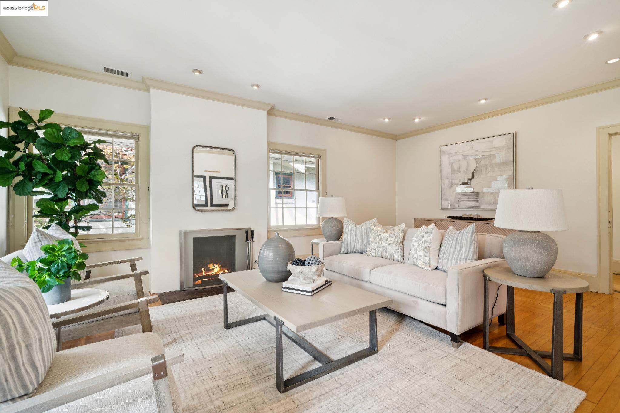 408 Euclid Ave, Oakland