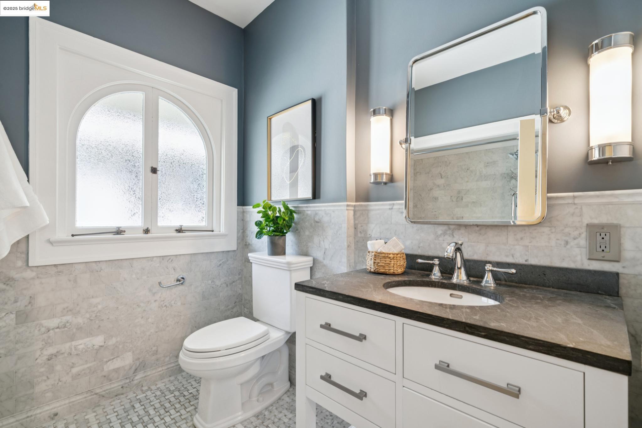 408 Euclid Ave, Oakland