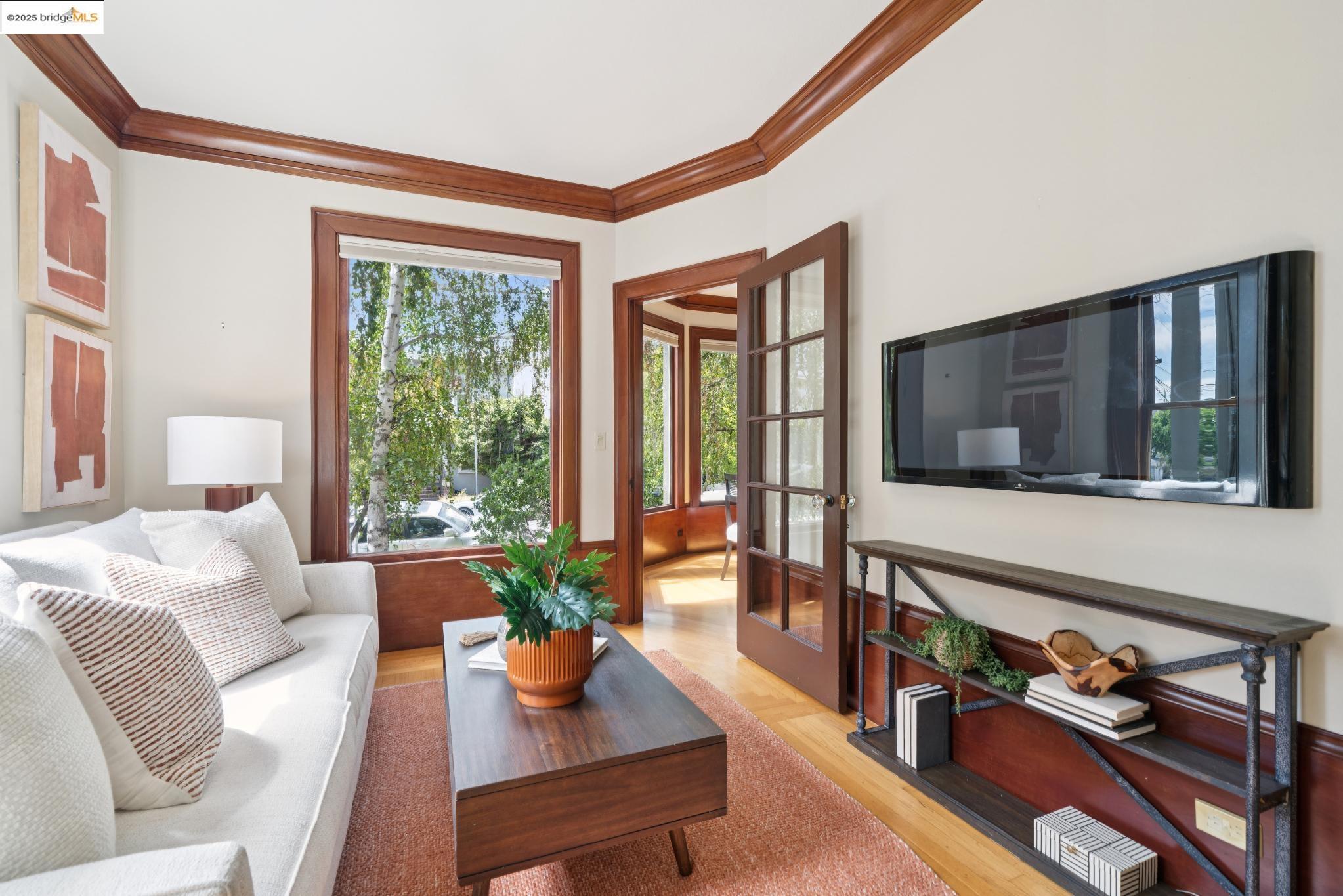 408 Euclid Ave, Oakland