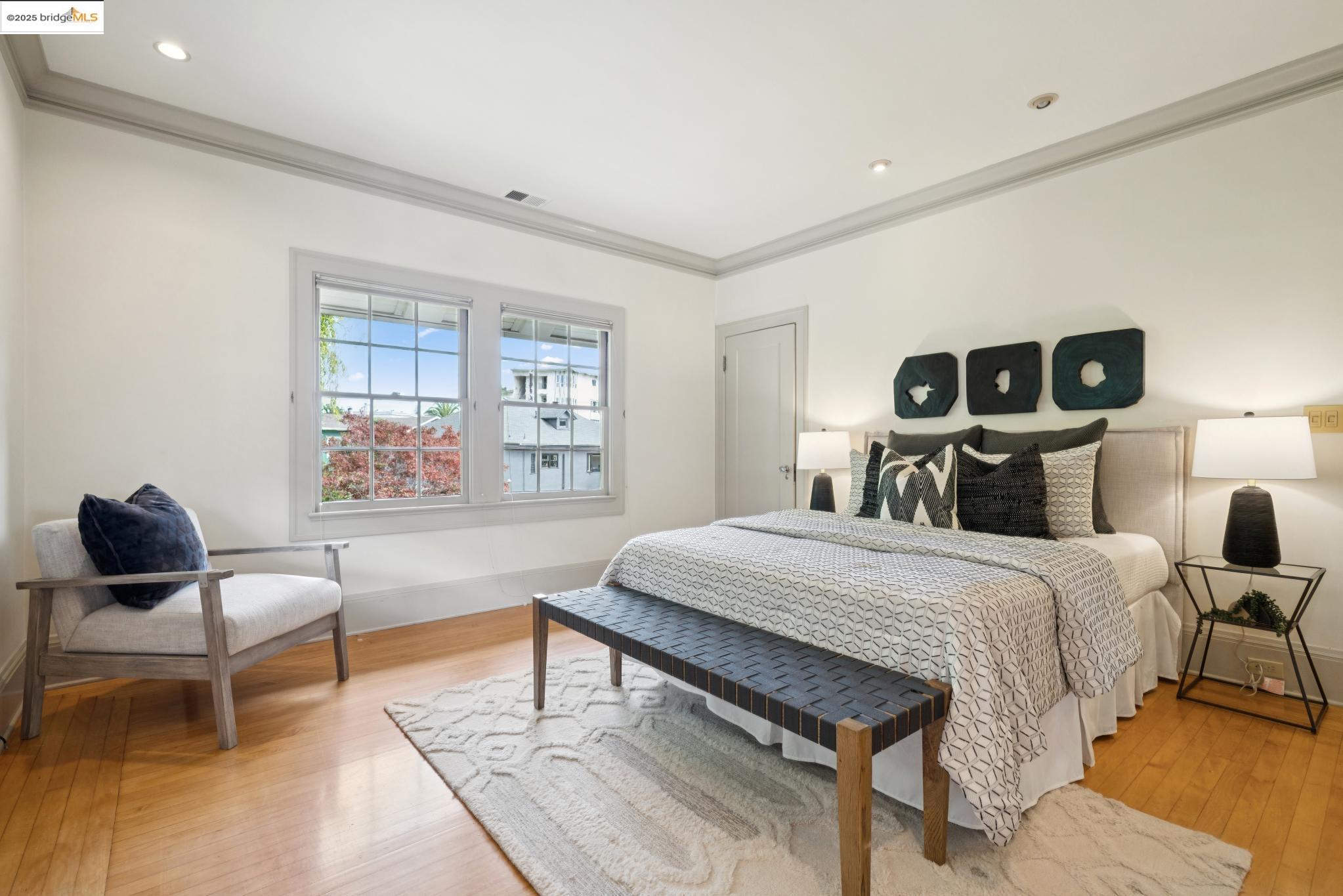 408 Euclid Ave, Oakland