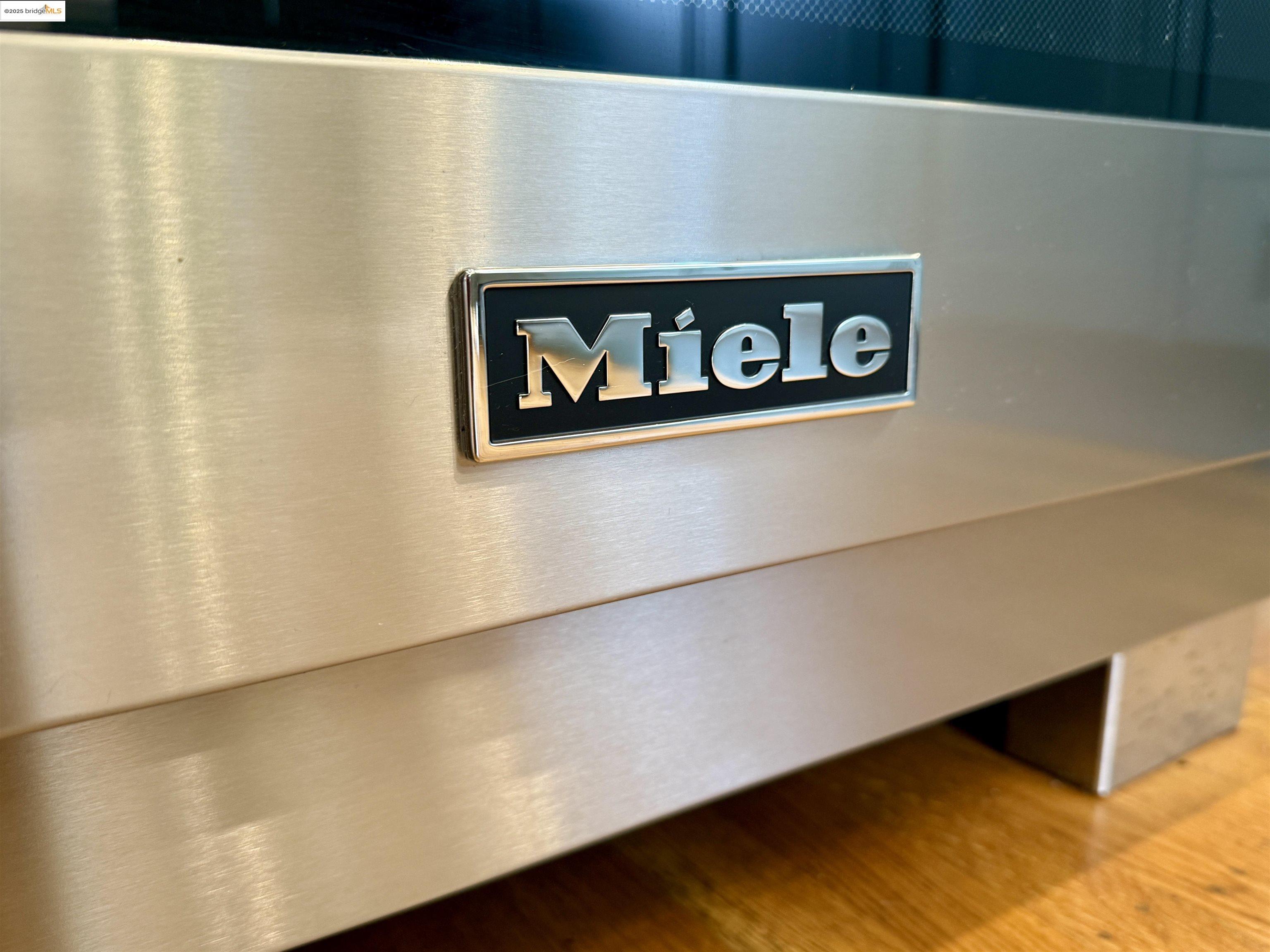 408 Euclid Ave, Oakland