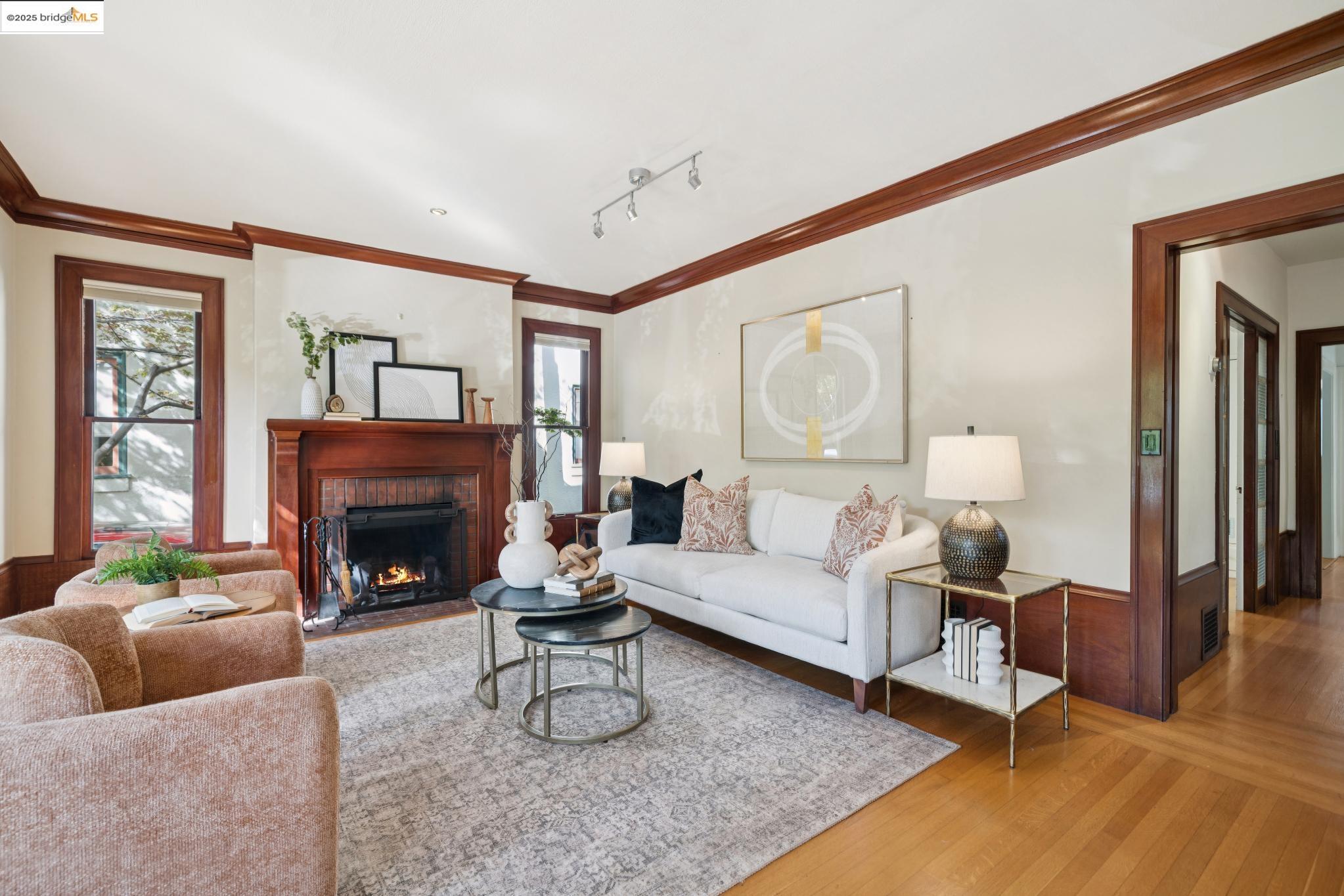 408 Euclid Ave, Oakland