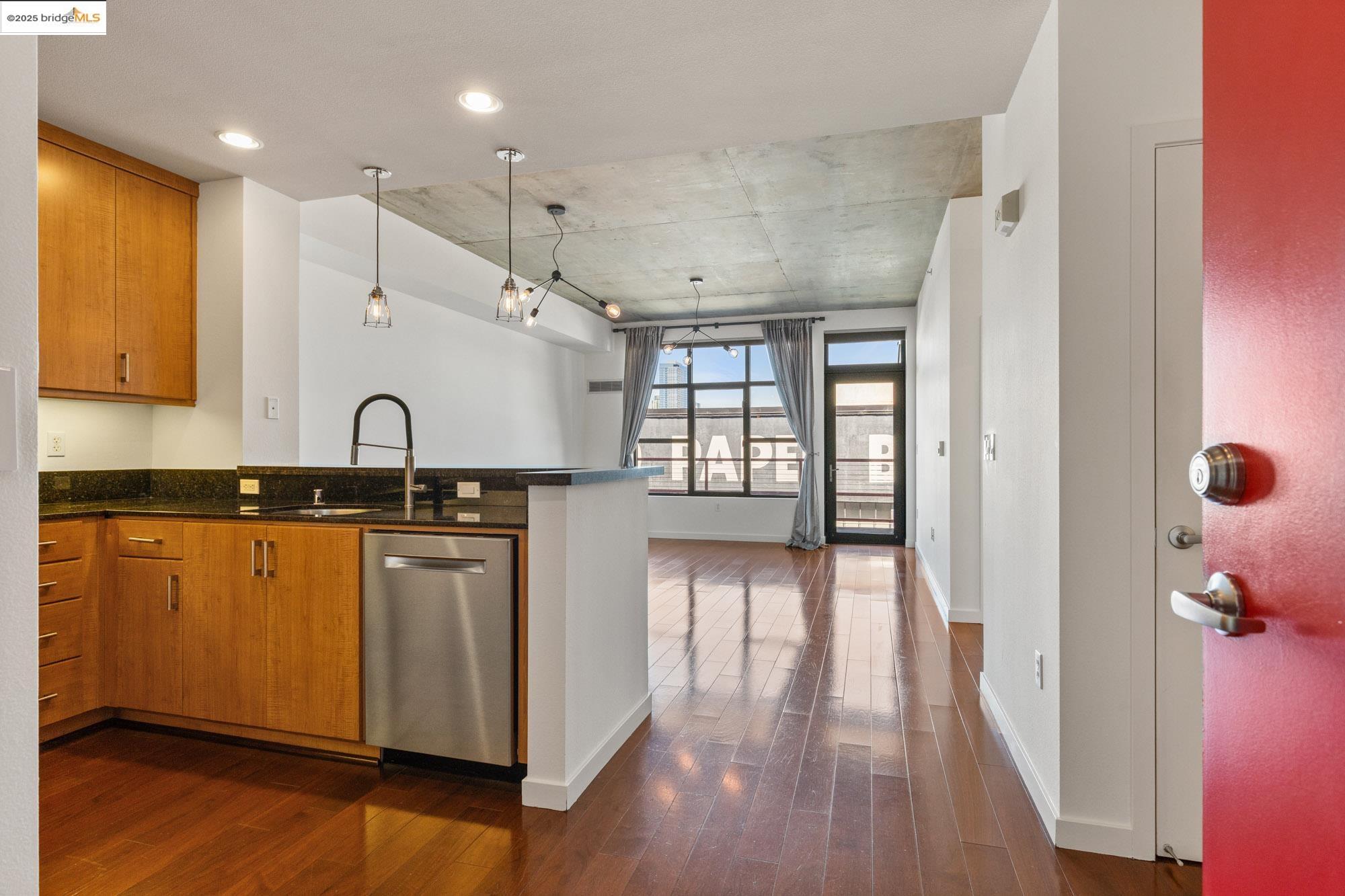288 3rd St # 507