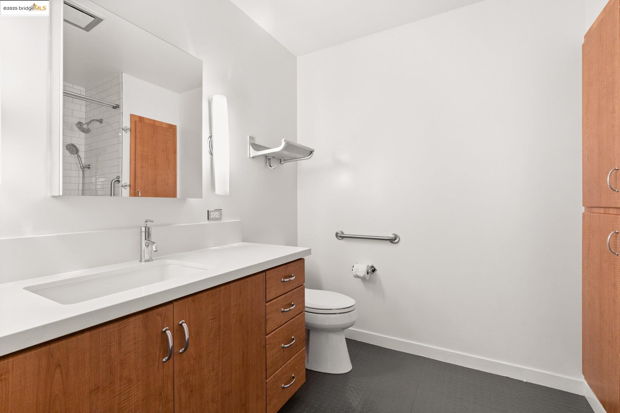 288 3rd St # 507