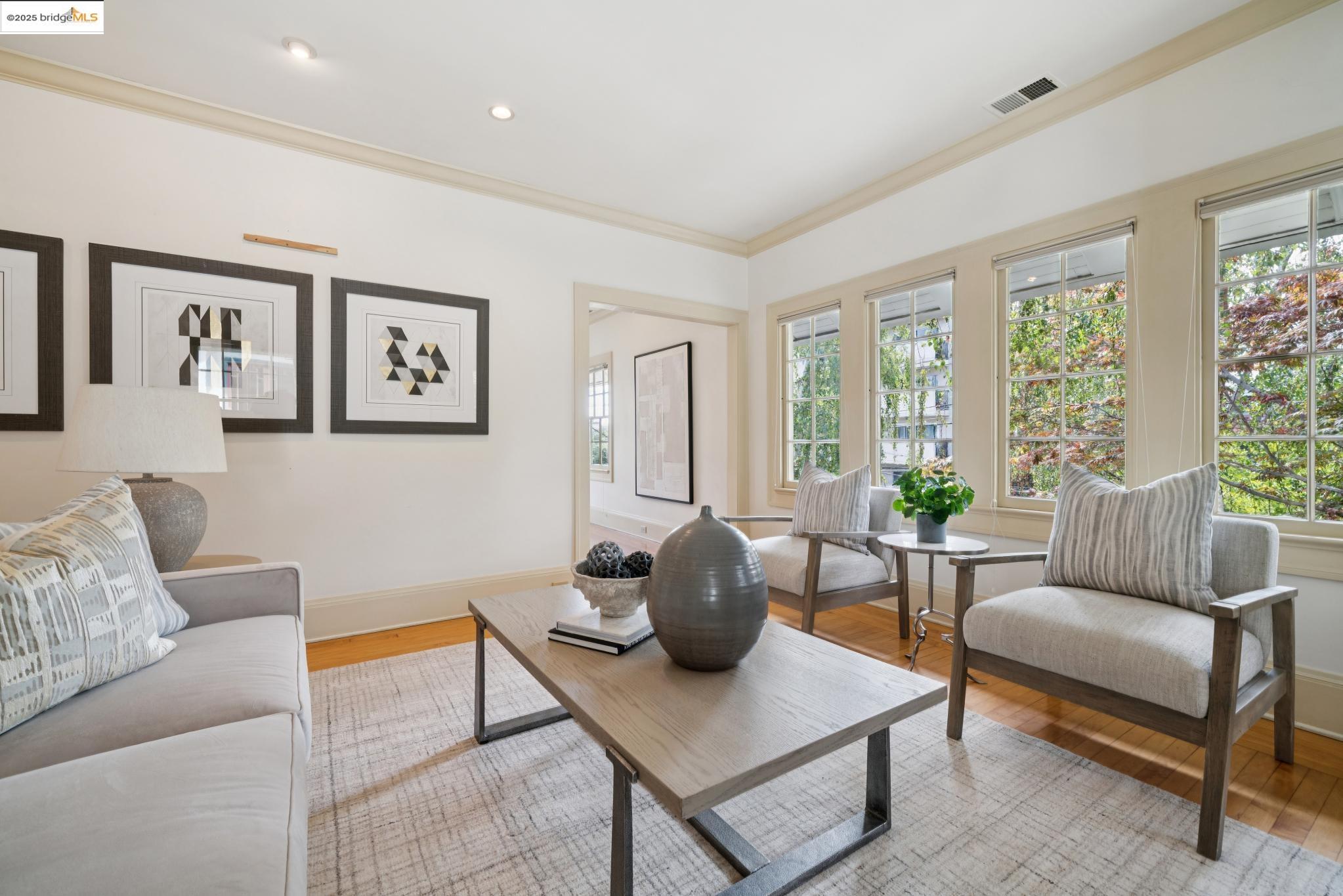 408 Euclid Ave, Oakland