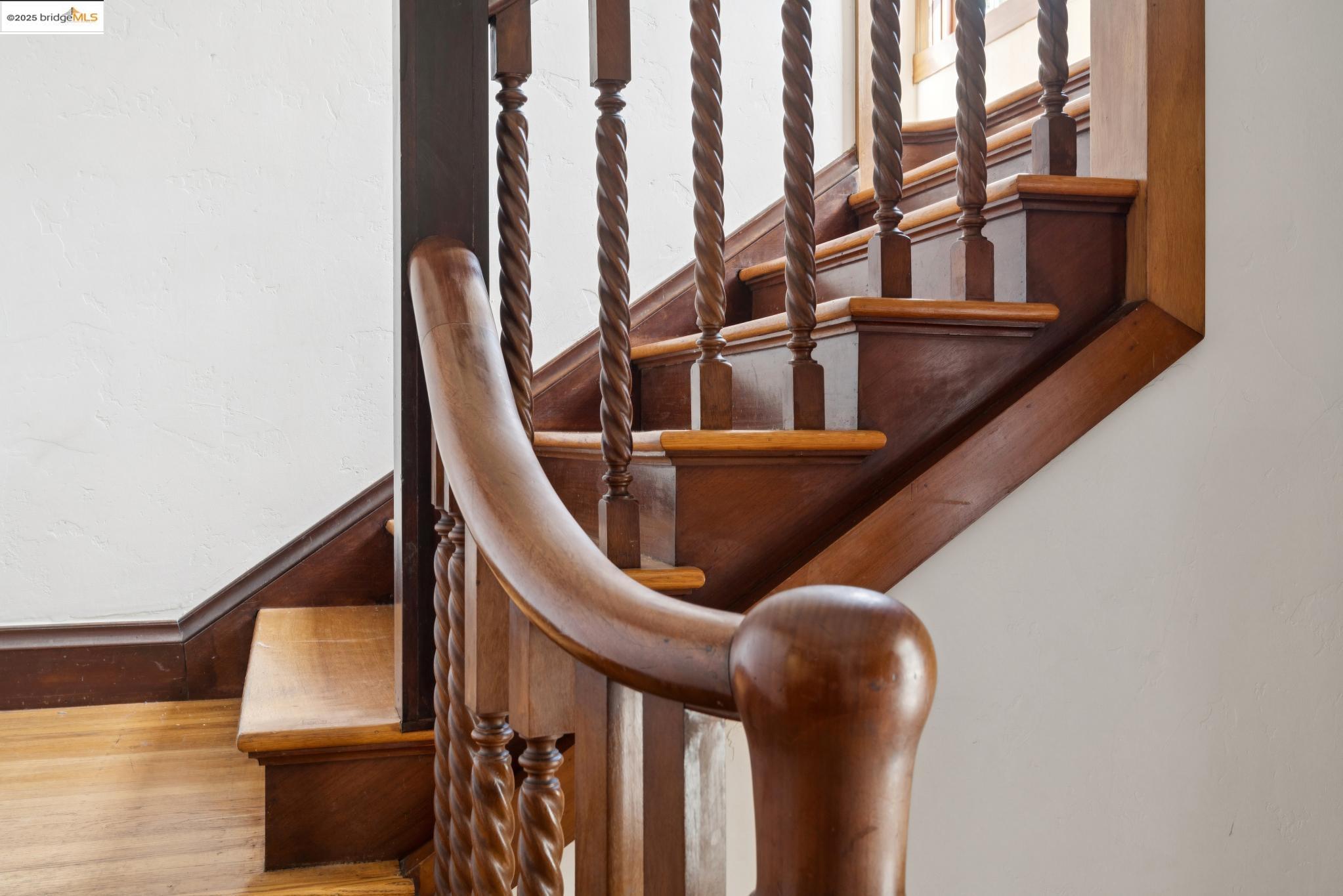 408 Euclid Ave, Oakland