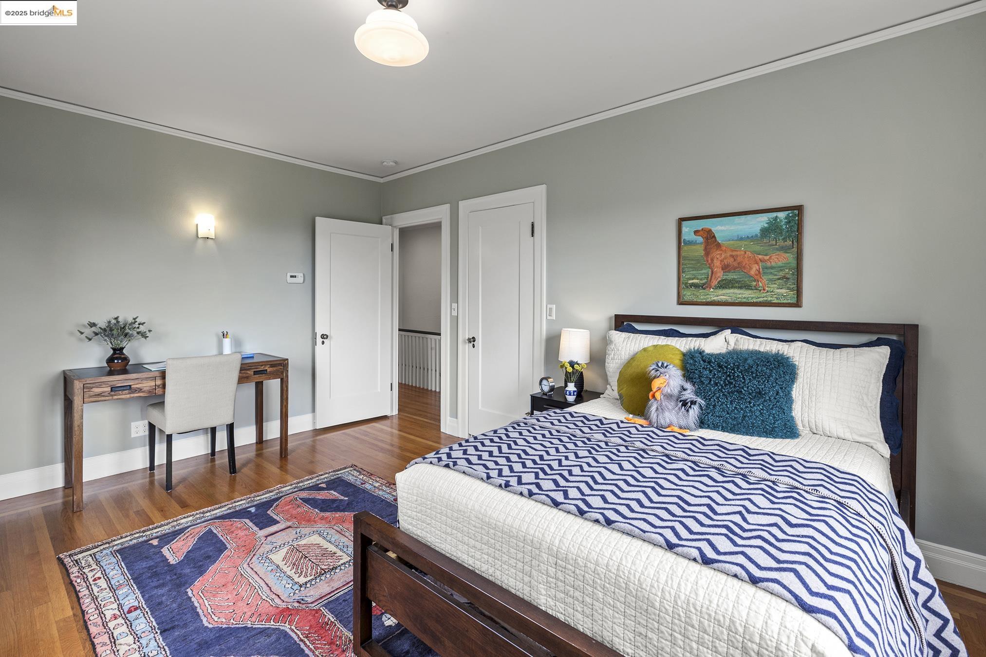 1923 Thousand Oaks Blvd