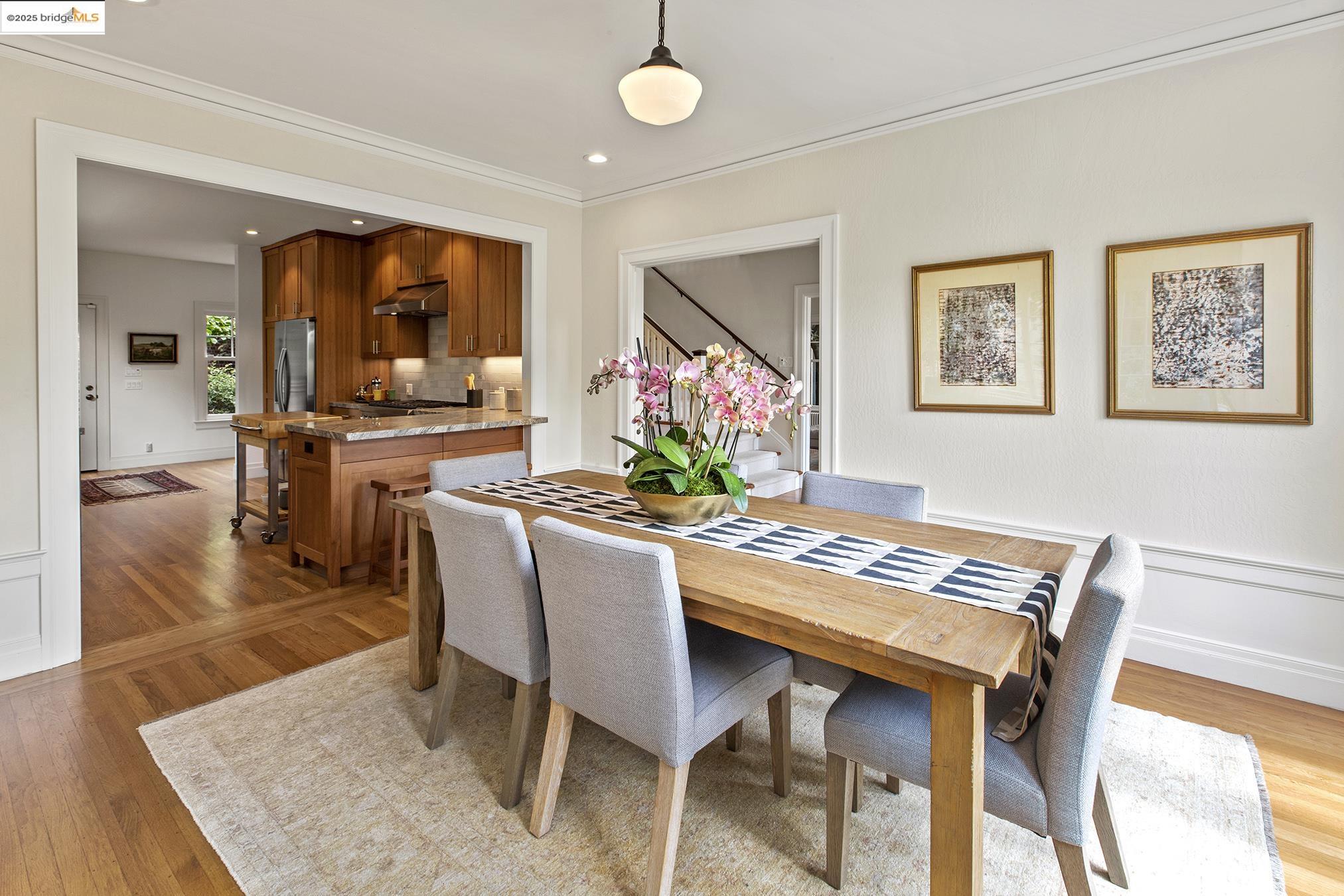 1923 Thousand Oaks Blvd