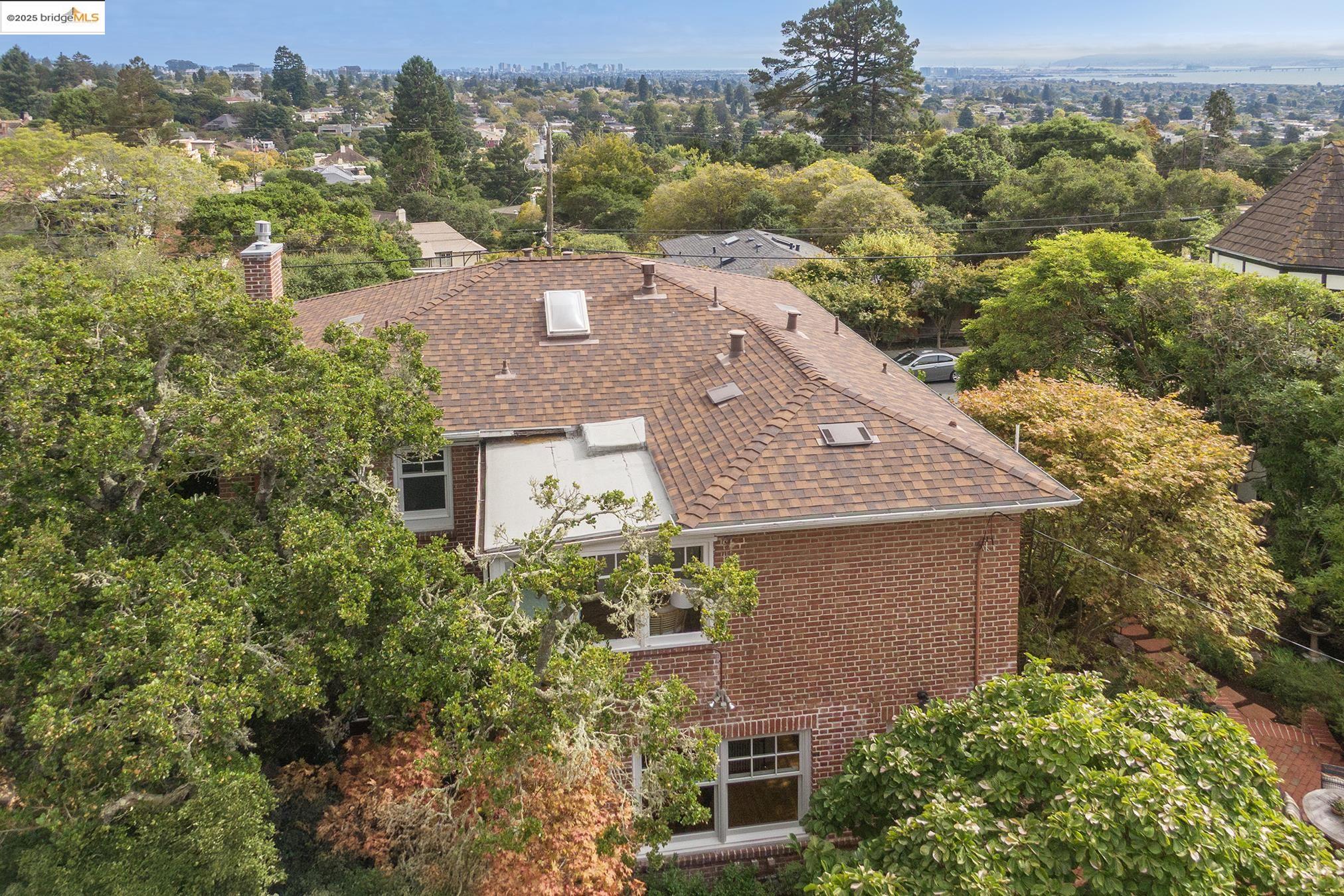 1923 Thousand Oaks Blvd