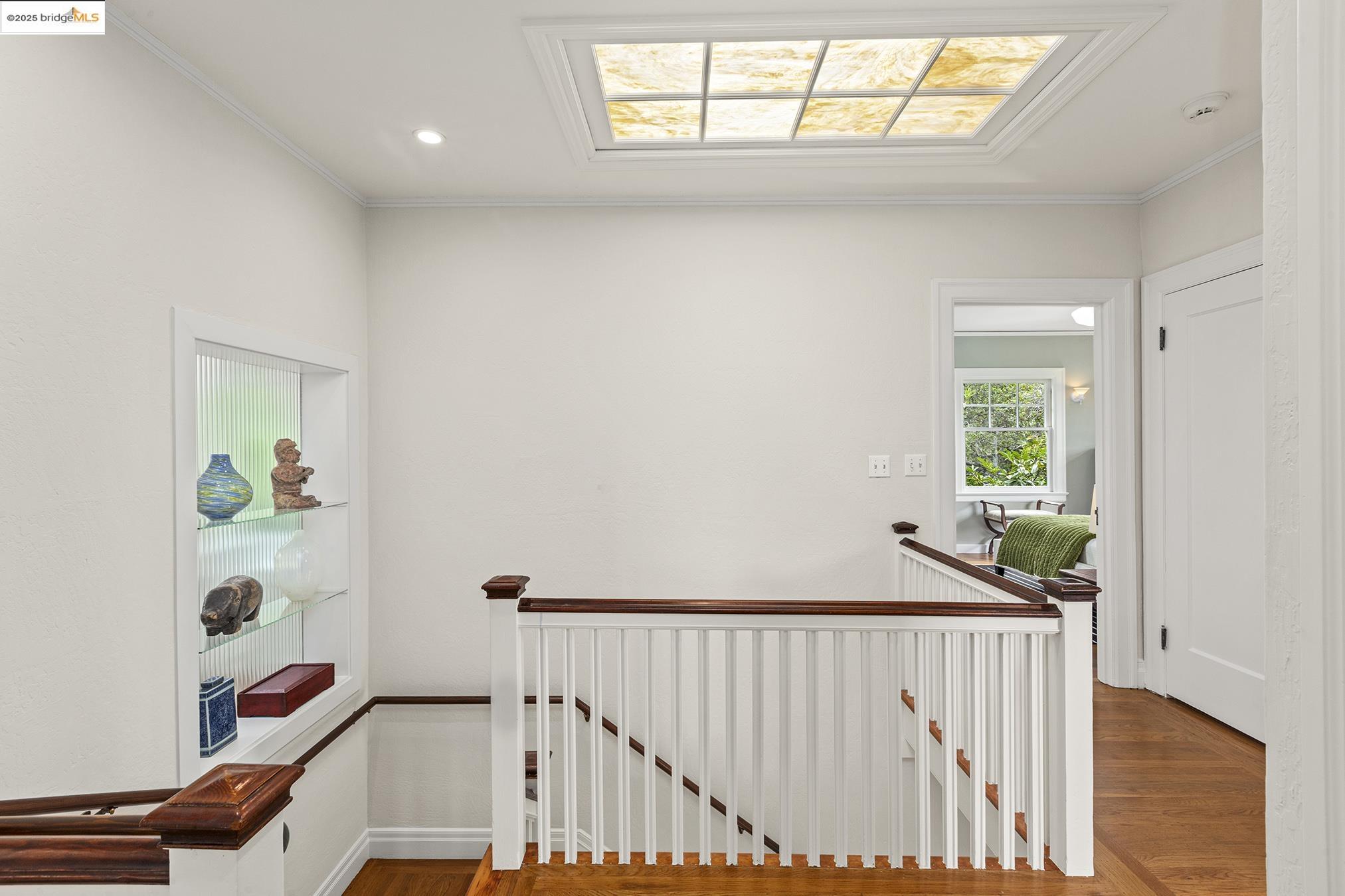 1923 Thousand Oaks Blvd