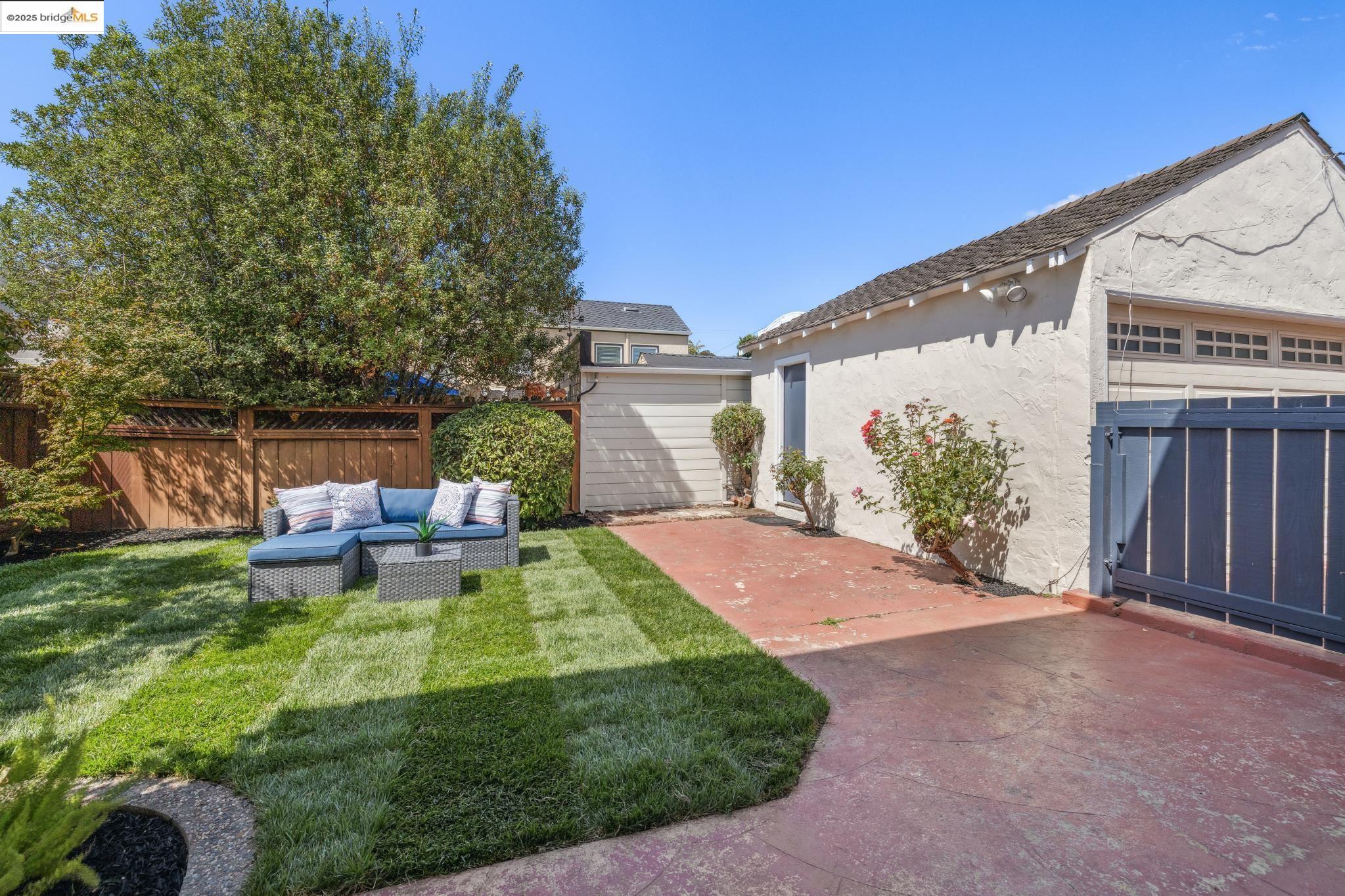 918 Estudillo Ave.