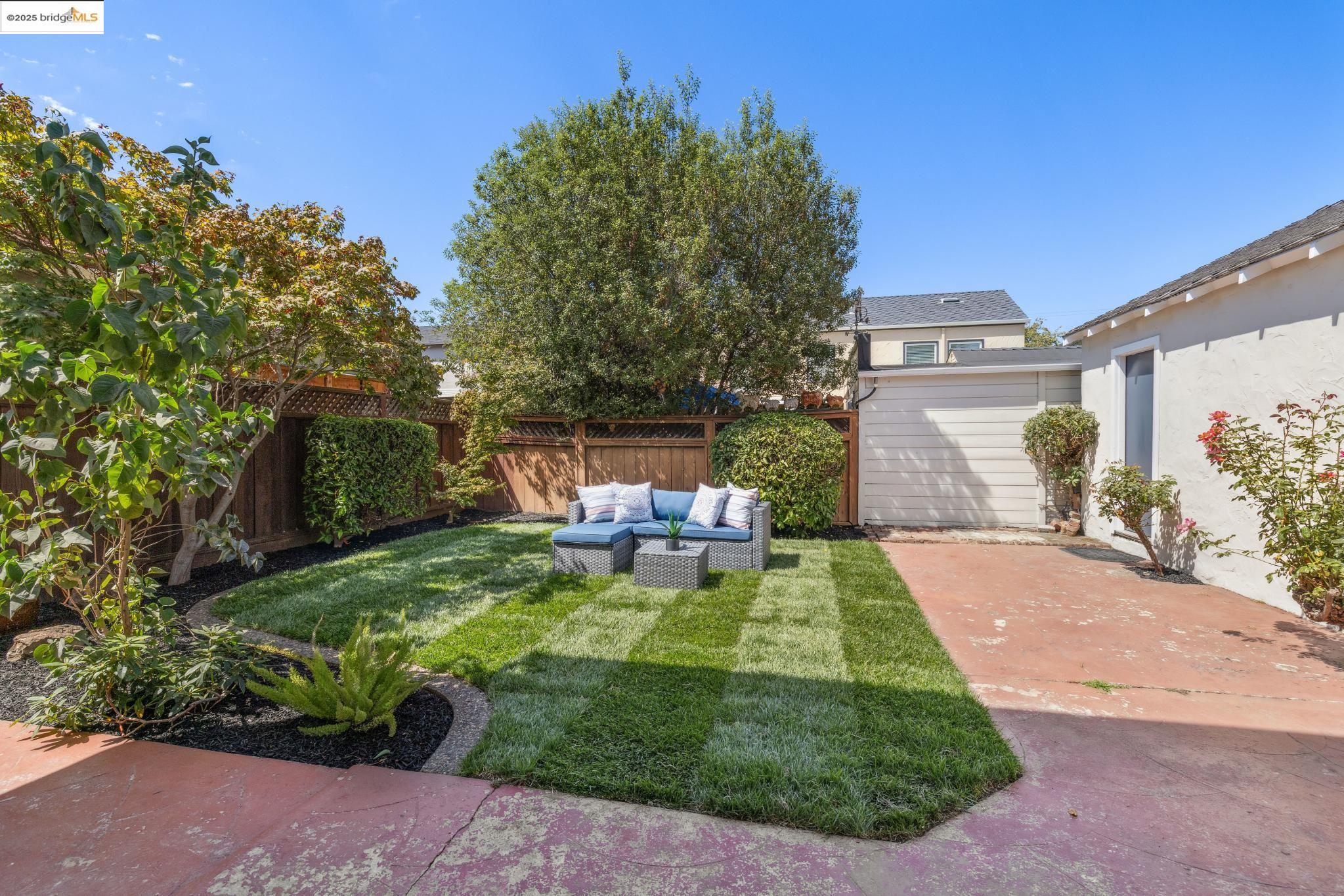 918 Estudillo Ave.