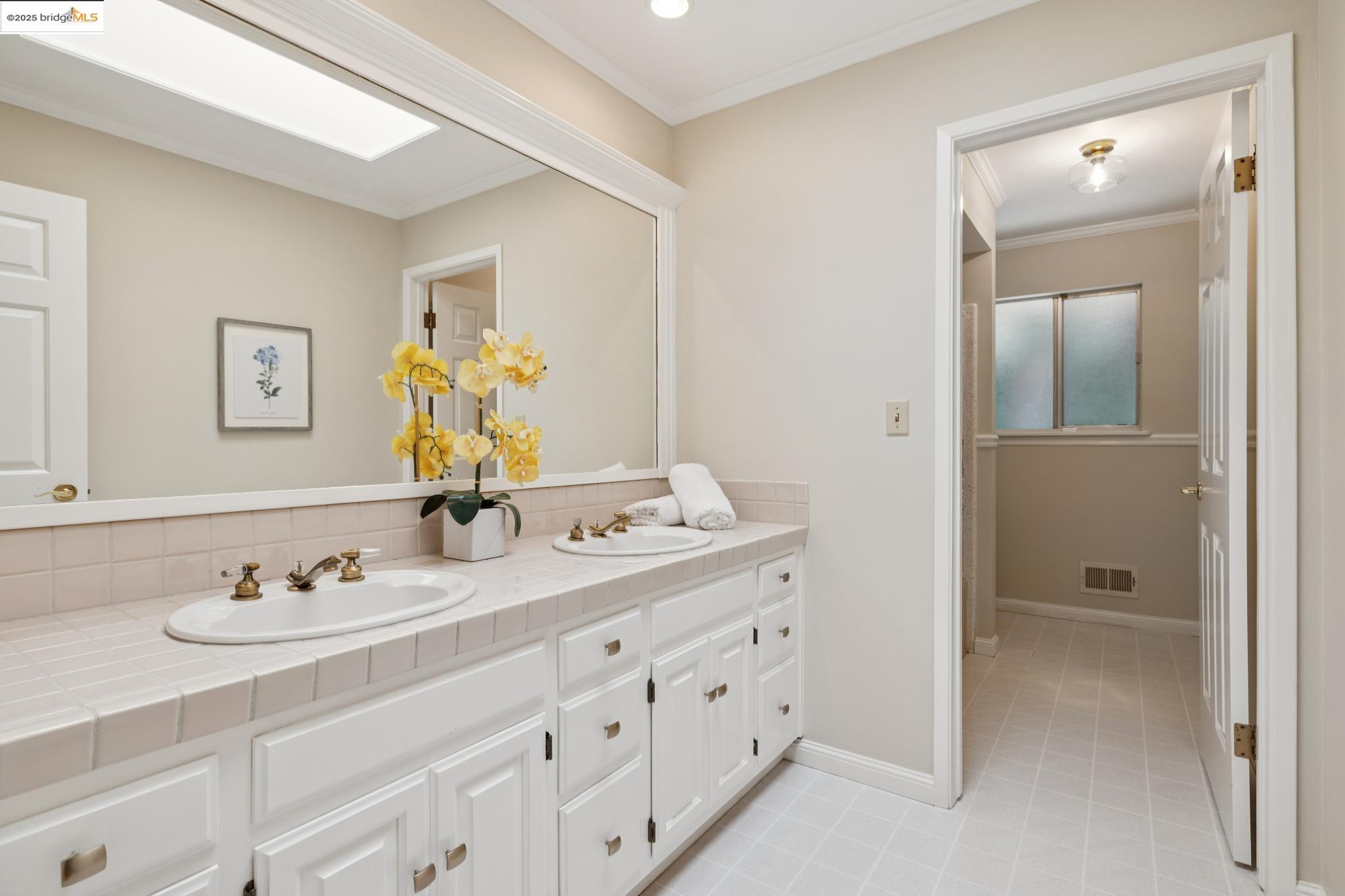 1657 Clearview Dr.