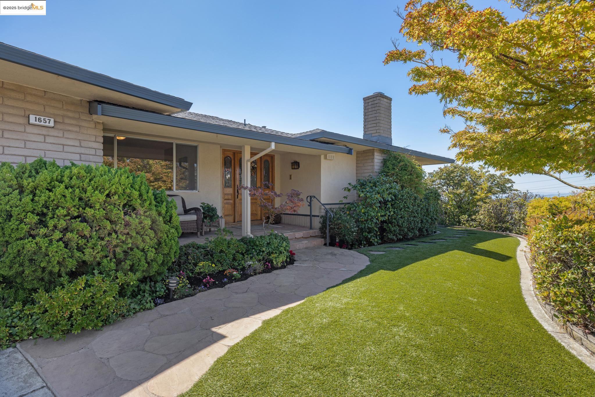 1657 Clearview Dr.
