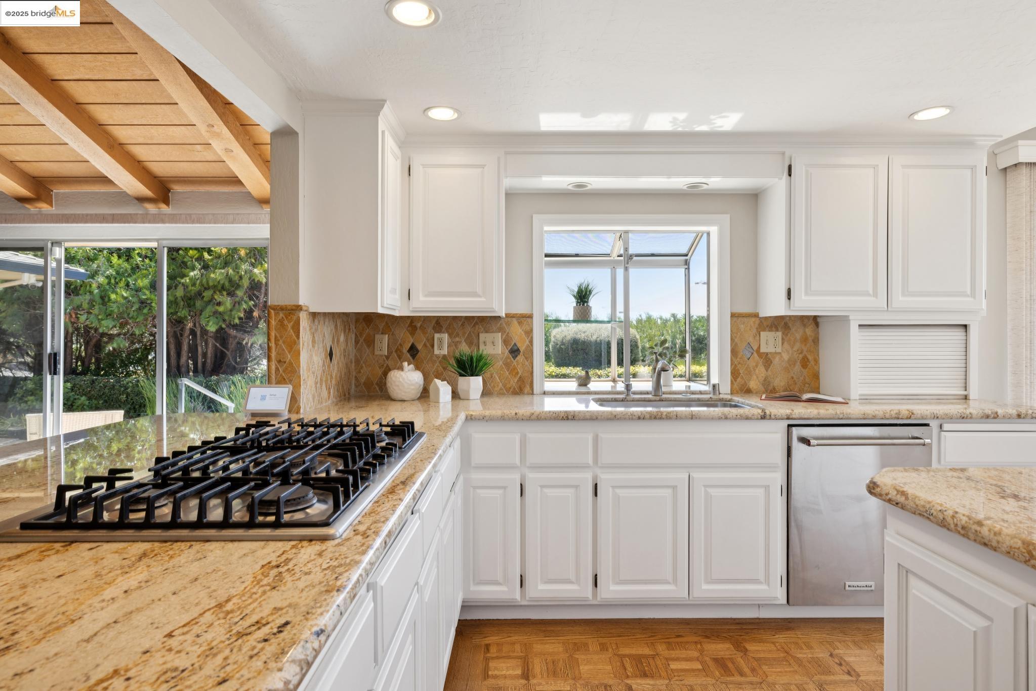 1657 Clearview Dr.