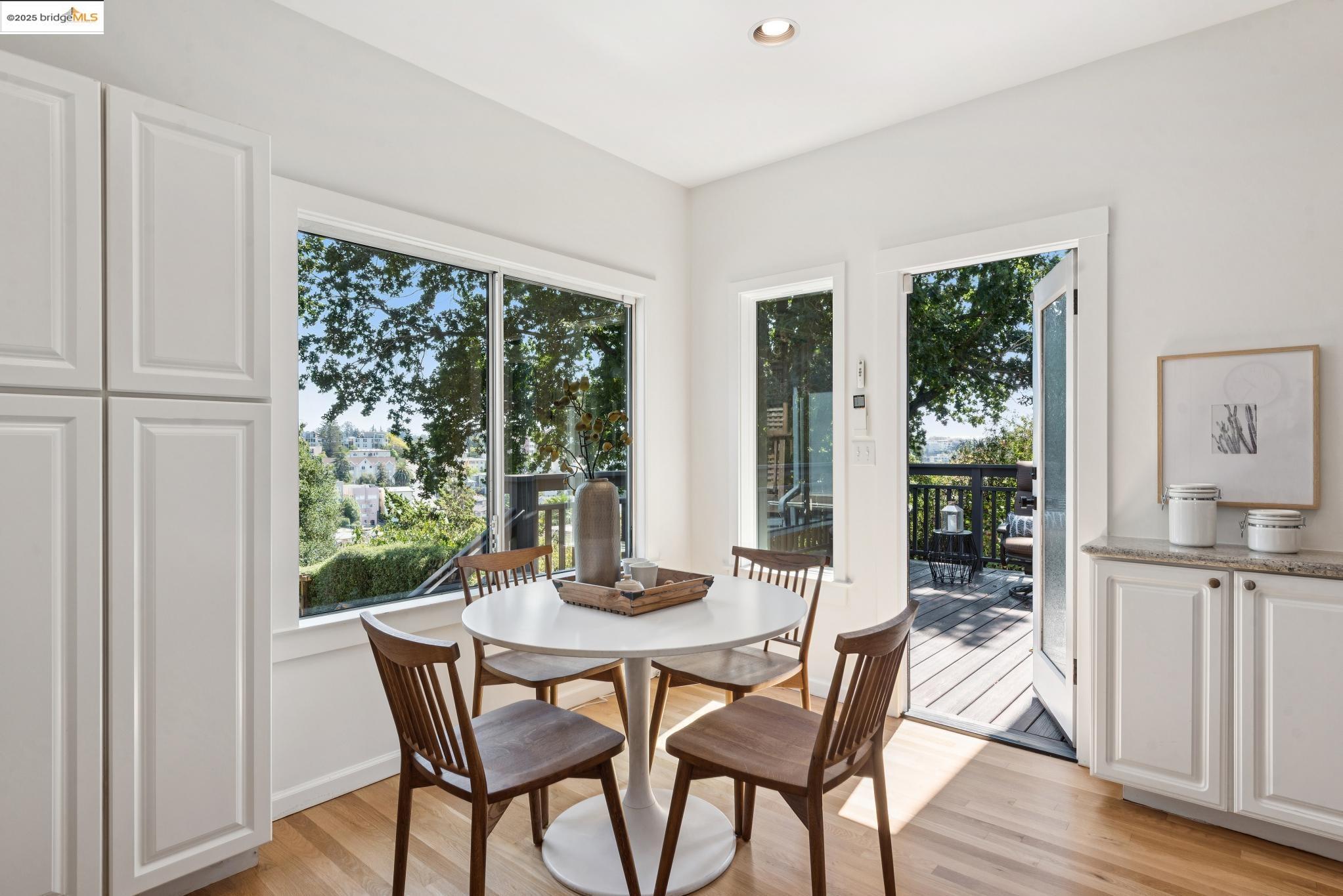 526 Mira Vista Ave