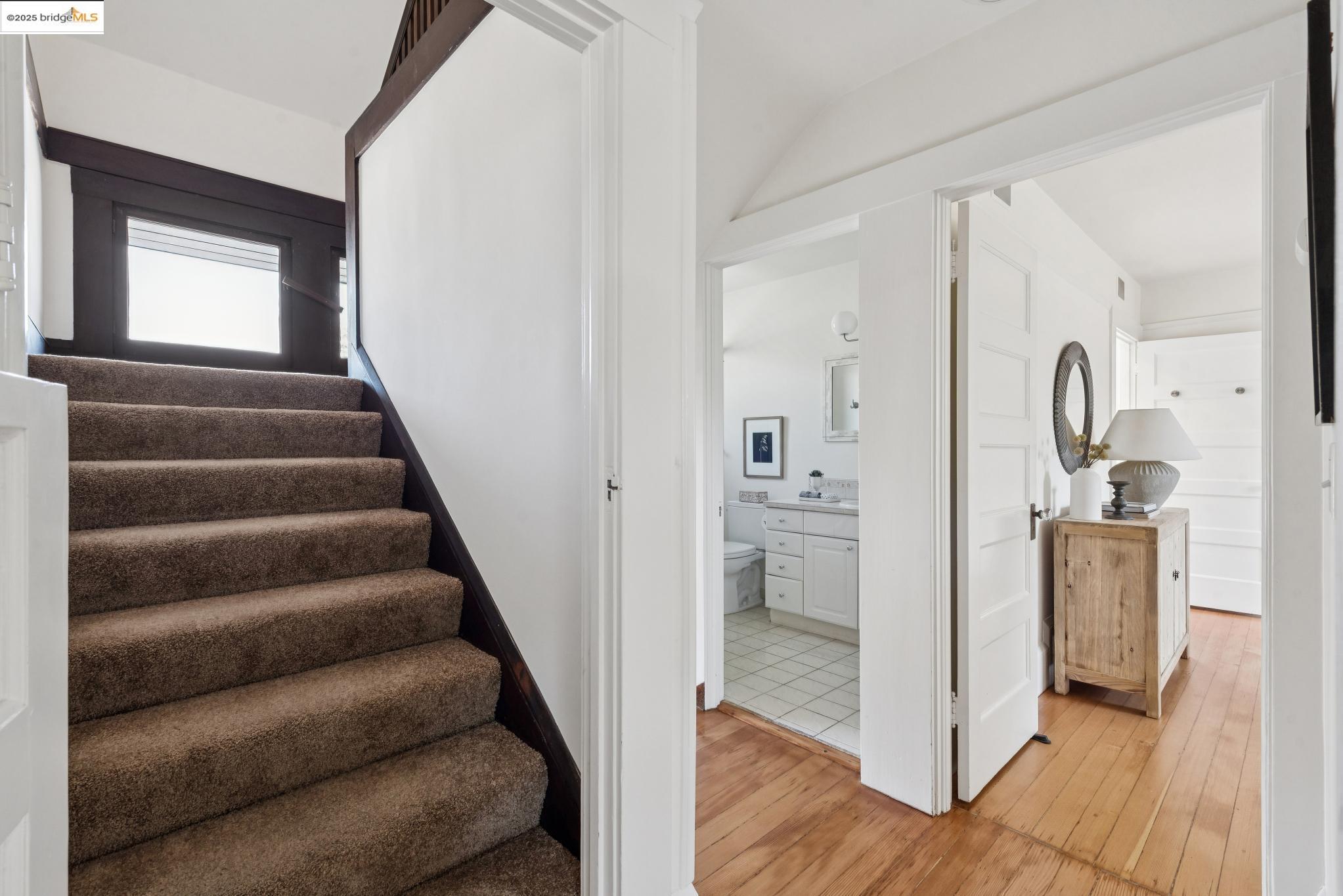 526 Mira Vista Ave