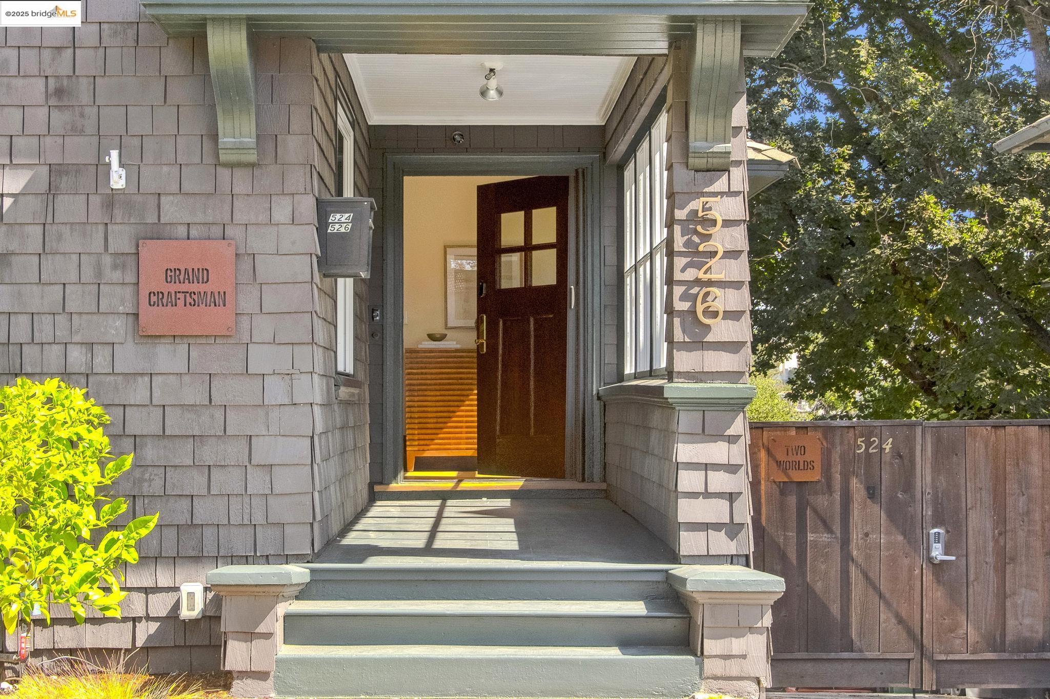 526 Mira Vista Ave