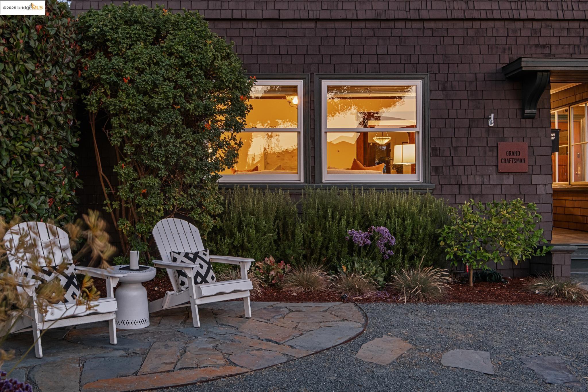 526 Mira Vista Ave