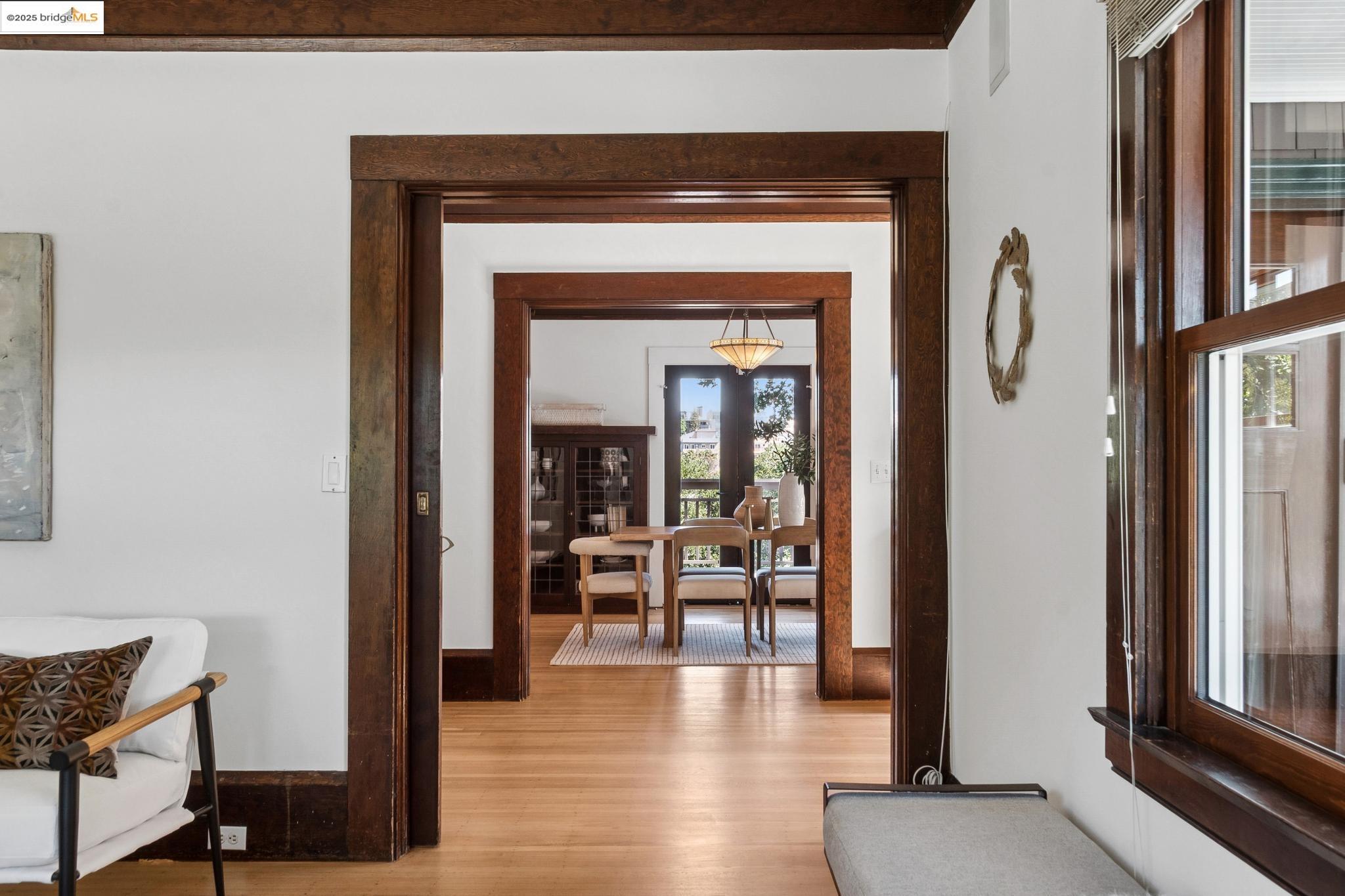 526 Mira Vista Ave